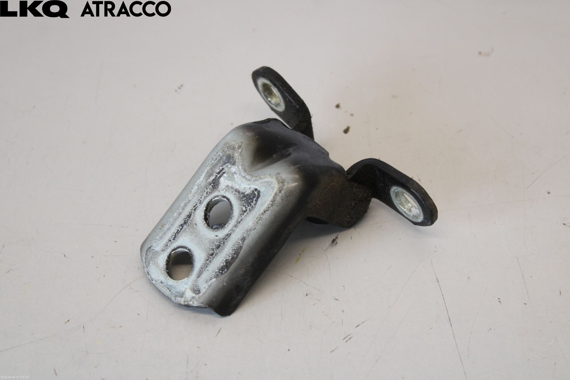 Nissan QASHQAI 10-14 Dørhengsel