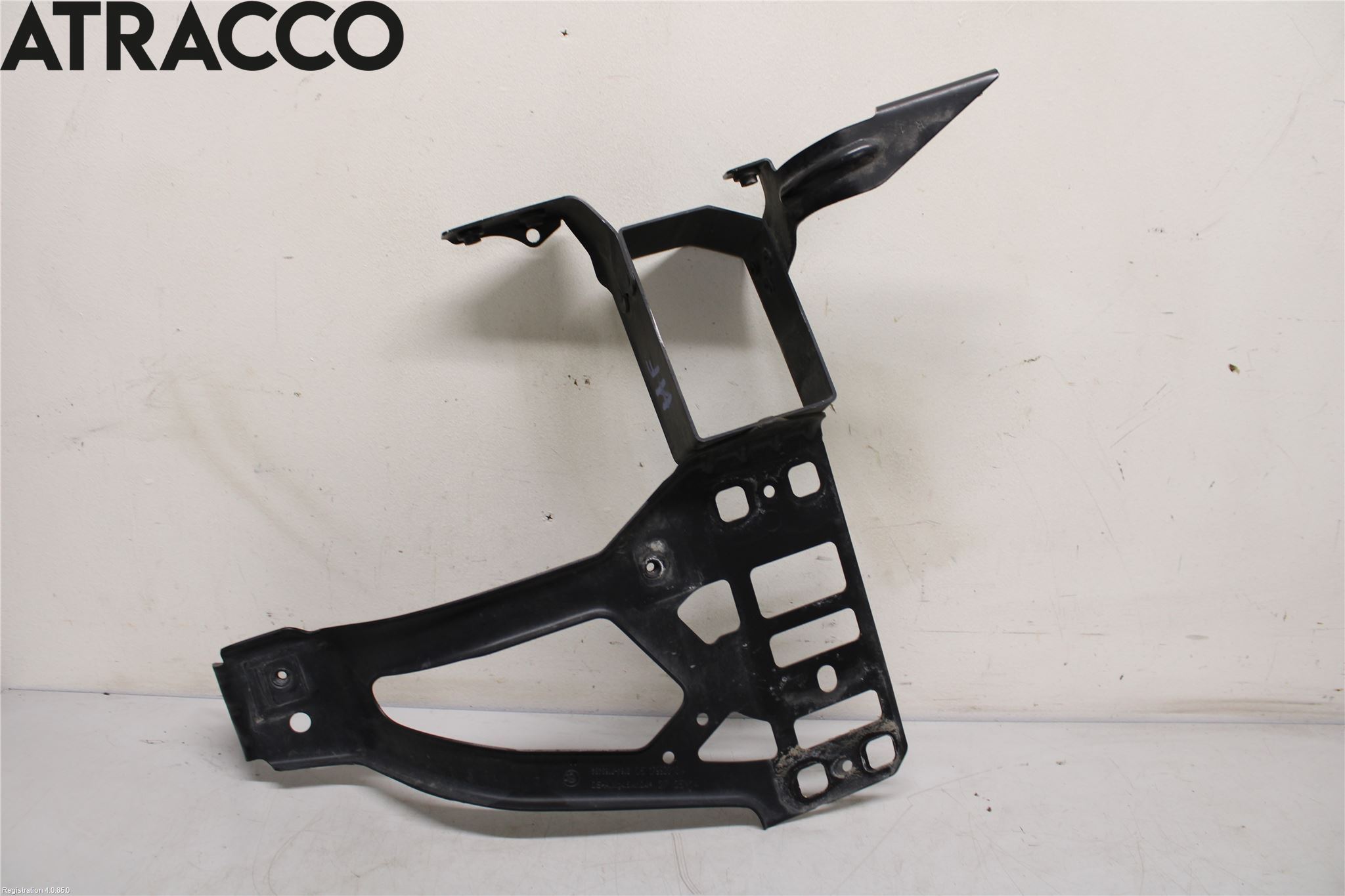 BMW 5 E60/61 Sed/Tou 02-10 Front Øvrig