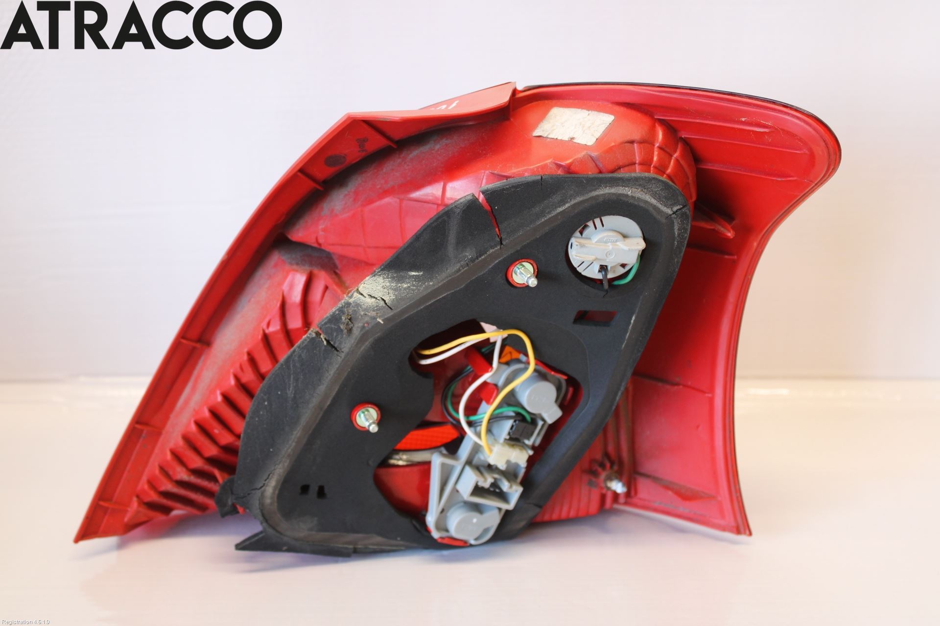 Toyota YARIS XP90 06-11 Baklykt Venstre