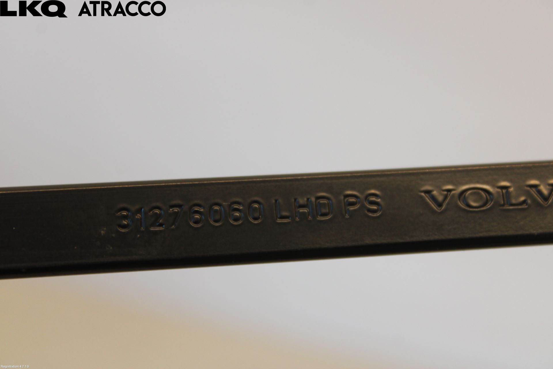 Volvo V40 12-19 Viskerarm-Armer Frontrute