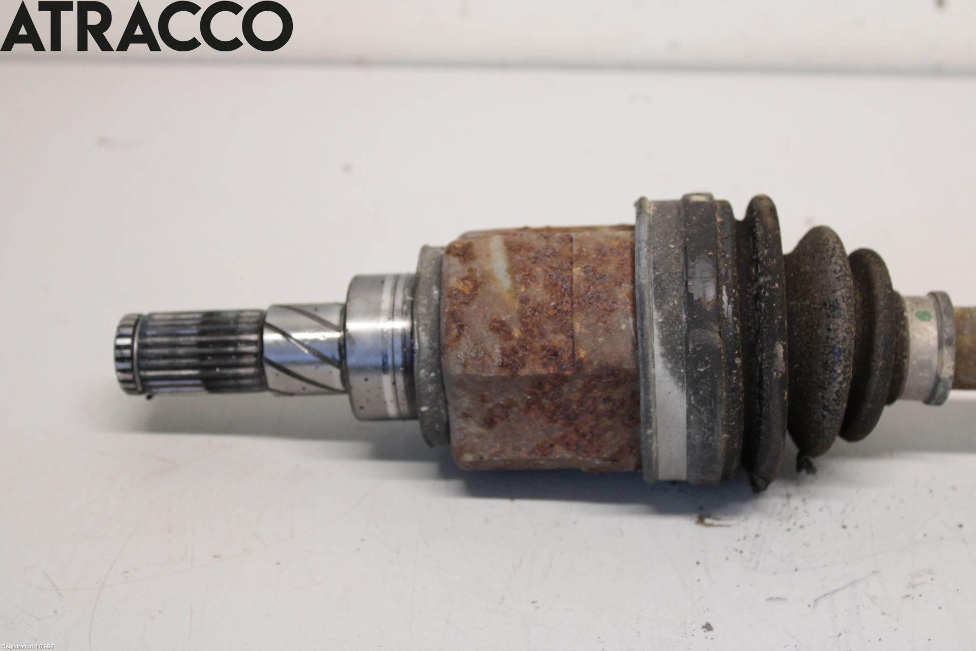 Nissan QASHQAI+2  10-14 Drivaksel Bak Kompl  V = H