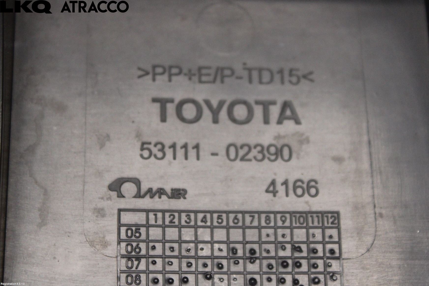 Toyota AURIS 10-12 Grill Komplett