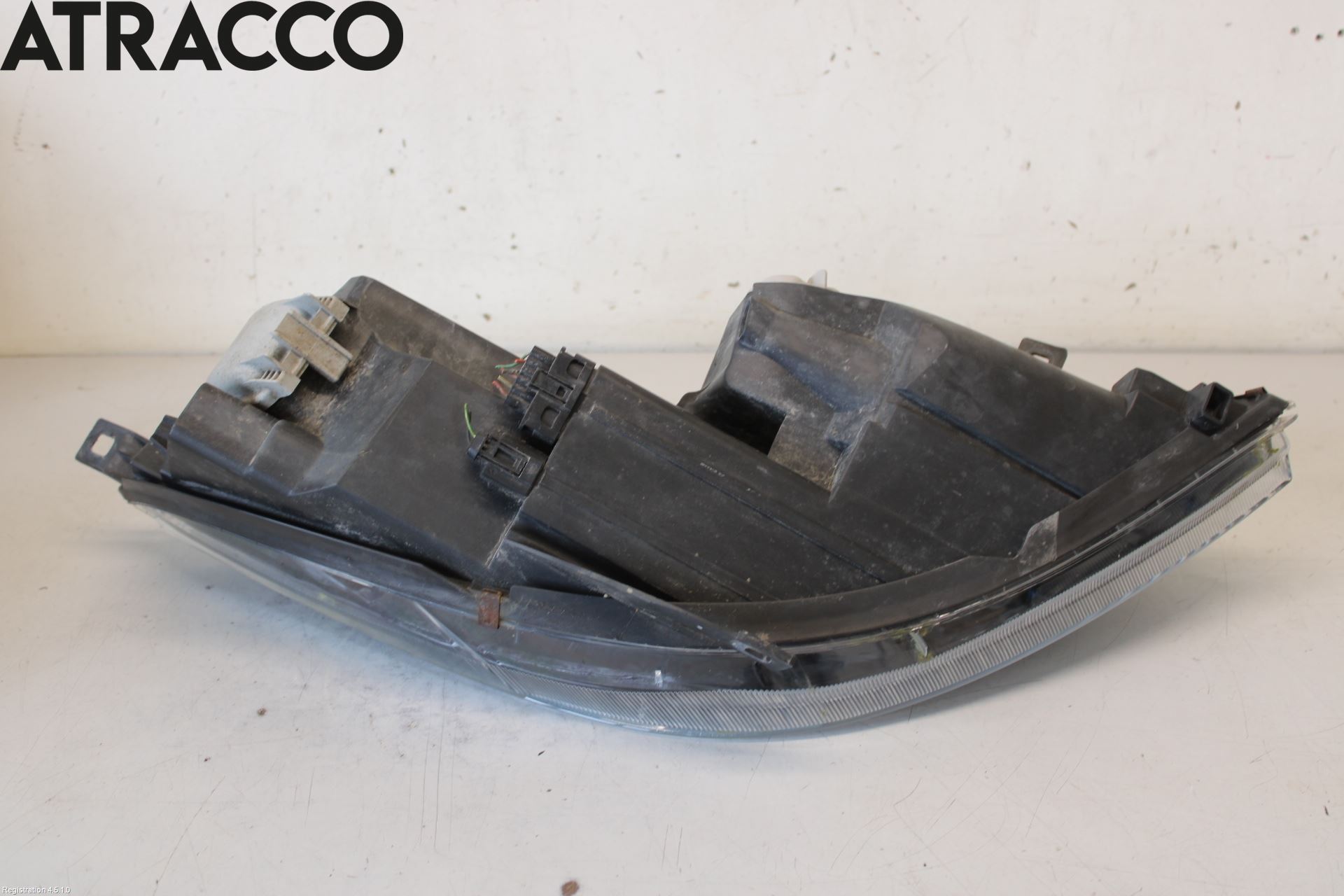 Mitsubishi COLT   04-08 Frontlykt Venstre