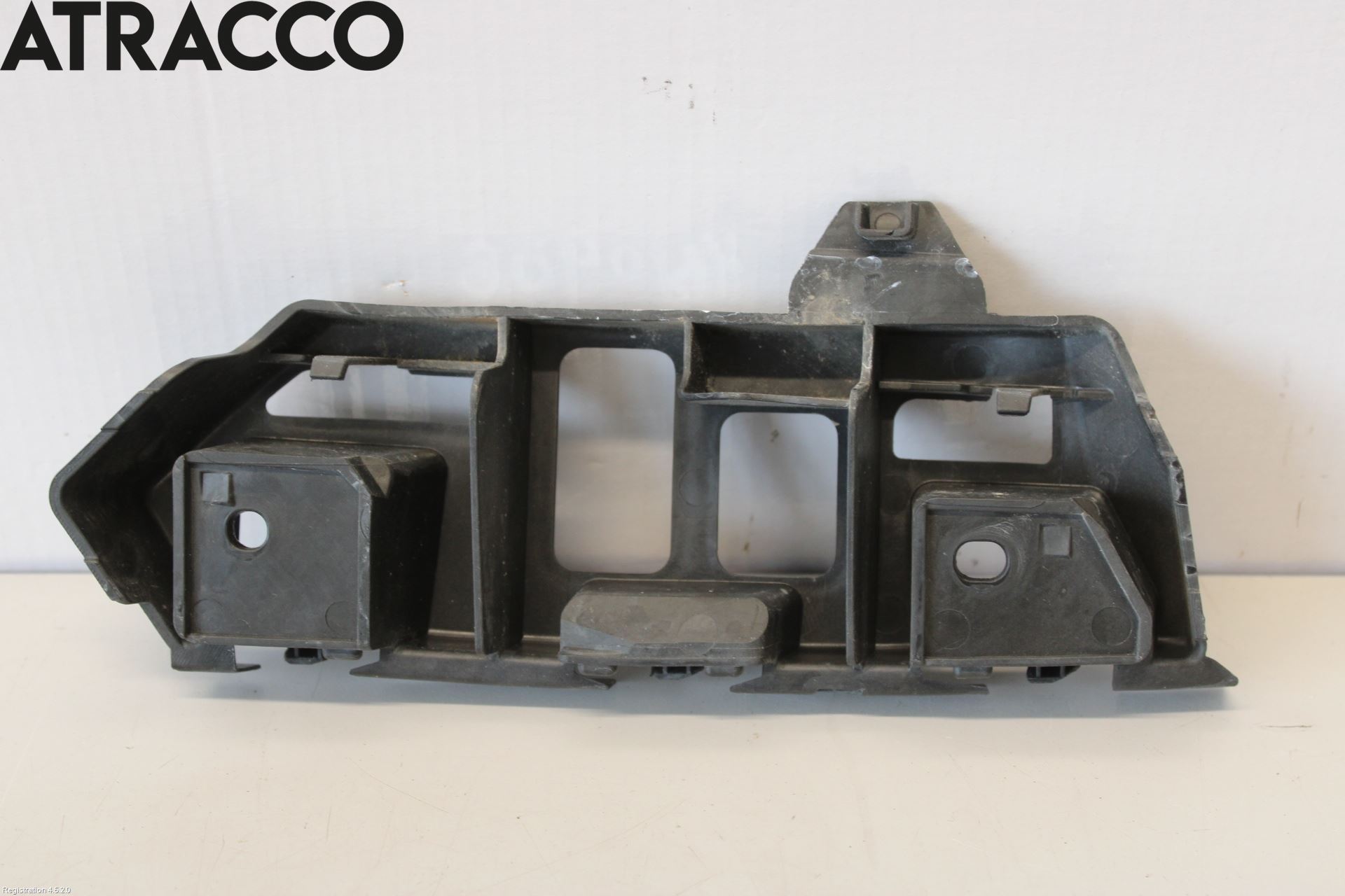 Porsche CAYENNE 03- Støtfangerfeste Bak Høyre