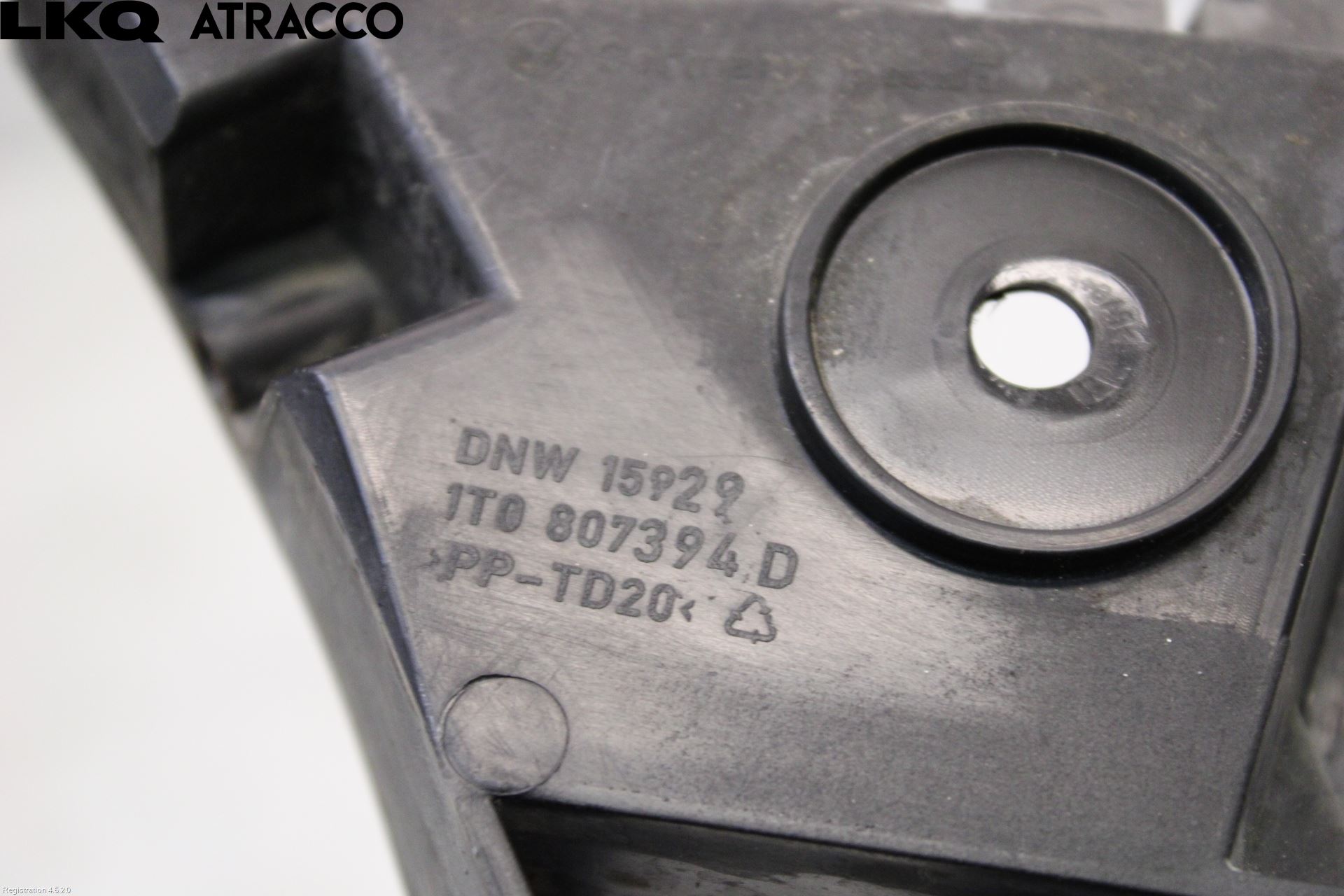 Volkswagen VW TOURAN 10-15 Støtfangerfeste Bak Høyre