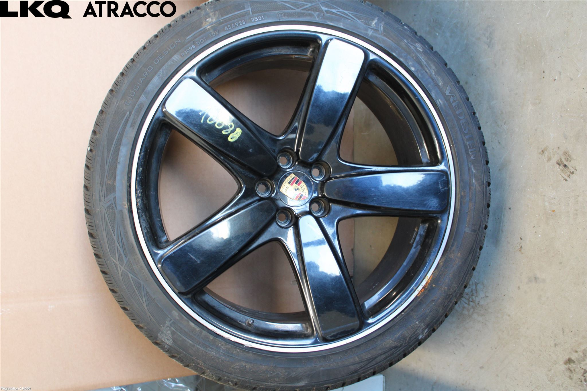 Porsche MACAN/EV 14- Dekk Vinter Med Felg