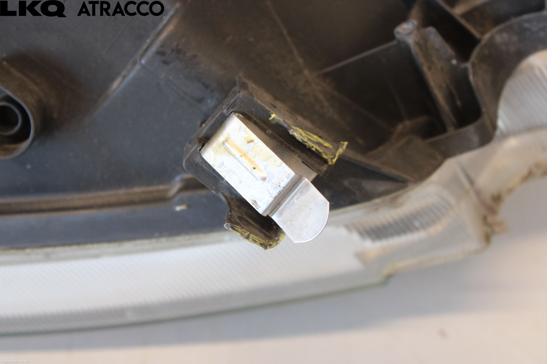 Ford KUGA 08-12 Frontlykt Venstre