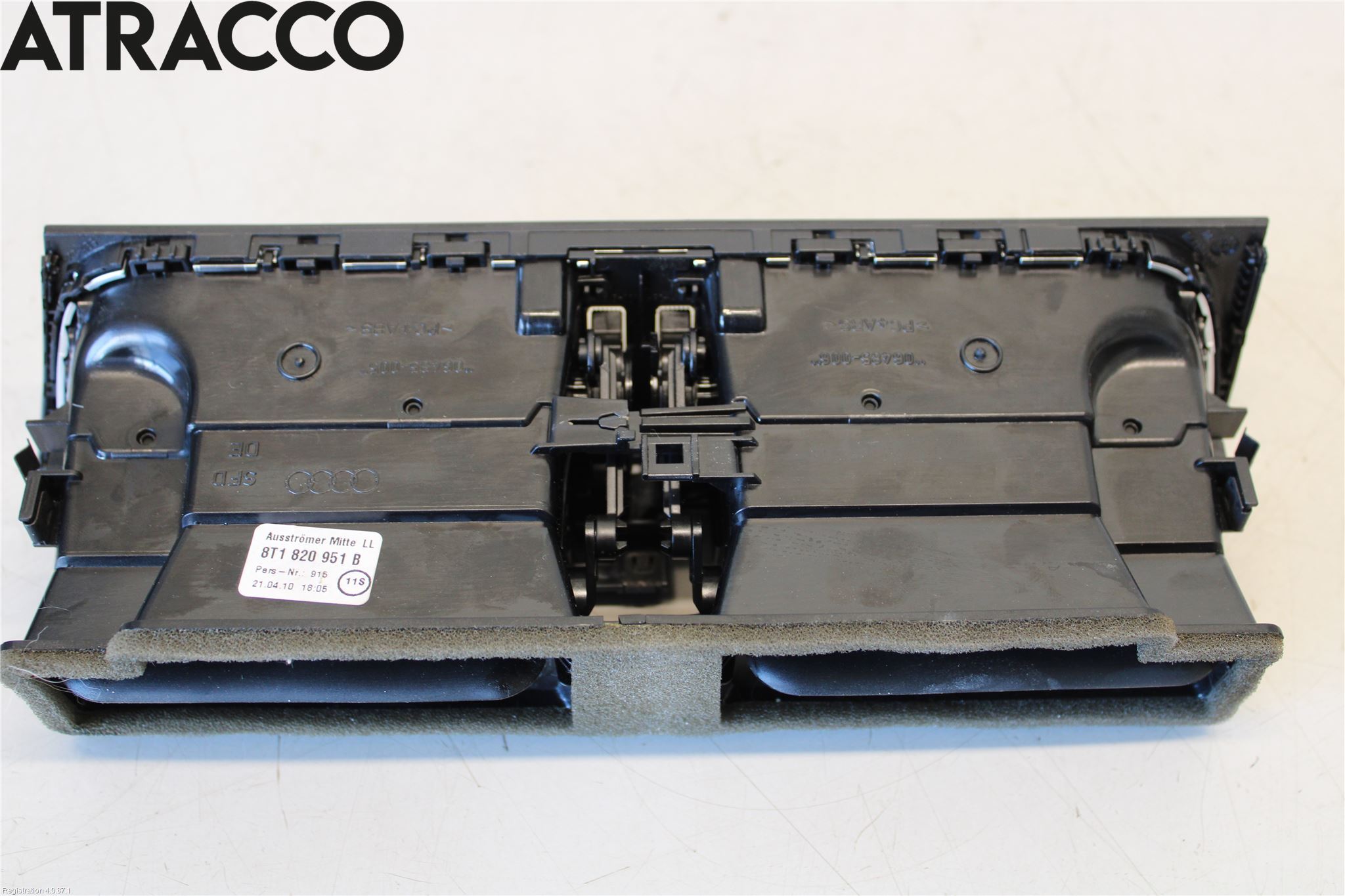 Audi A4/S4 08-11 Dashbord Kanal - Dyse