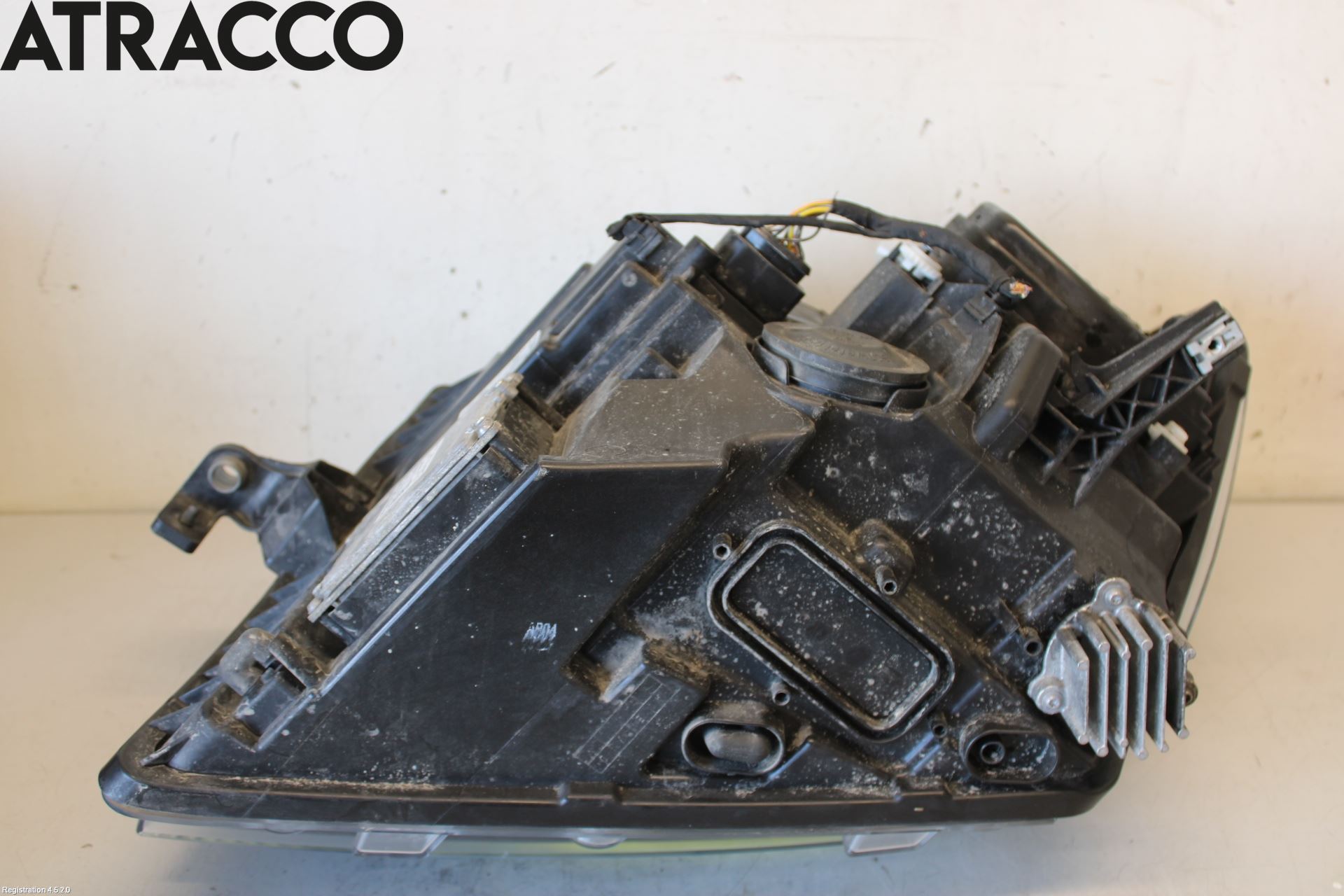 Volkswagen VW CRAFTER II / E-CRAFTER 17- Frontlykt Høyre