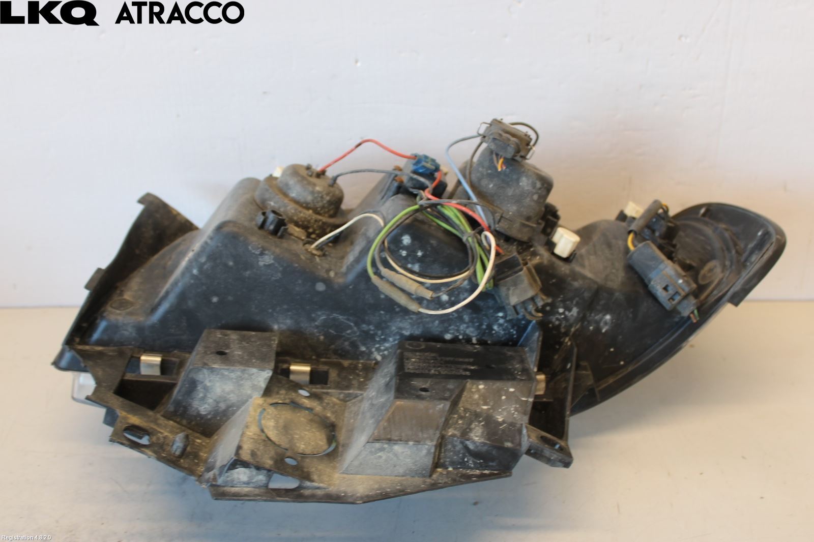 Volkswagen VW TRANSP/CARAVELLE (T4) 91-03 Frontlykt Høyre