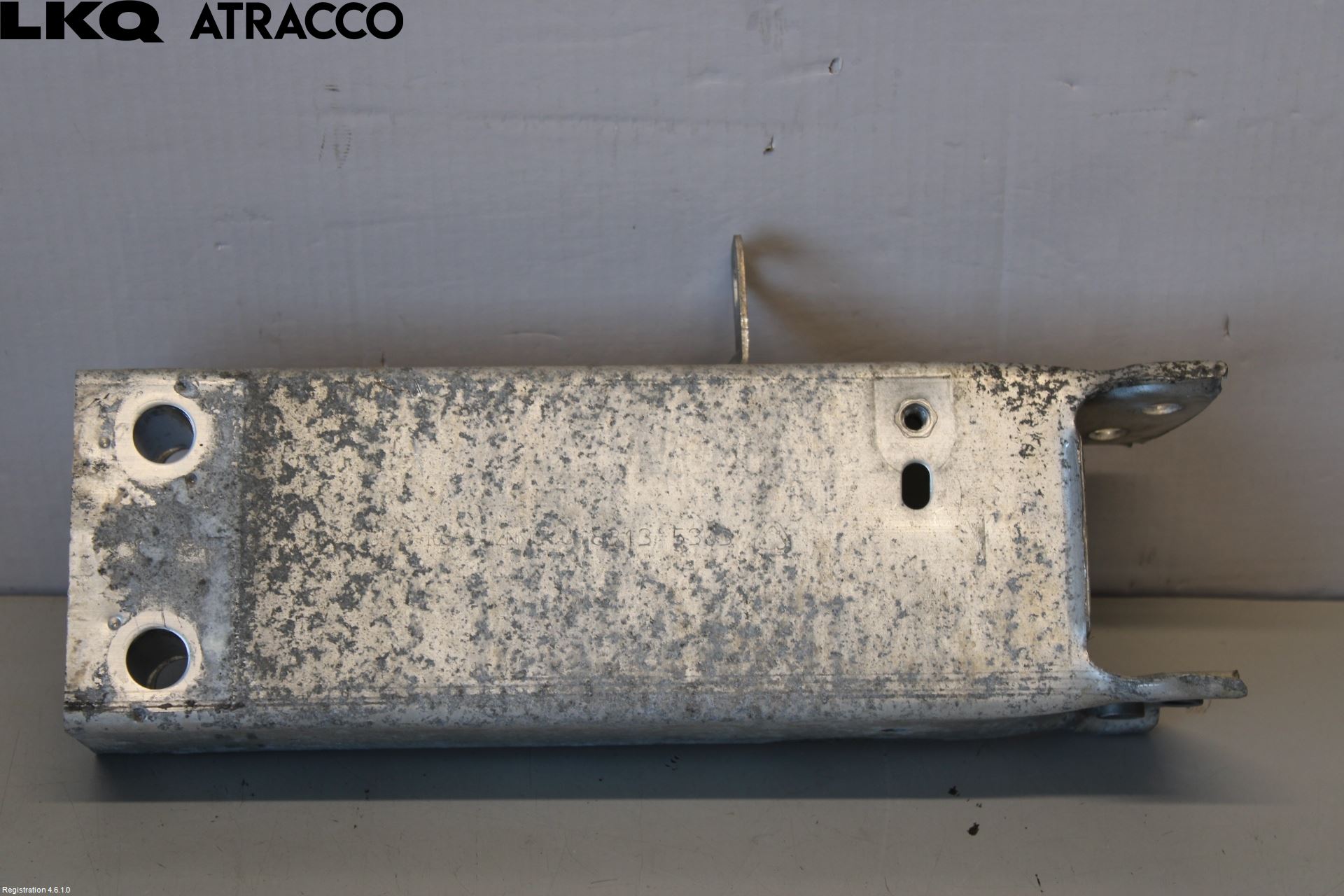 BMW i3 I01 13-22 Støtfanger Foran Feste