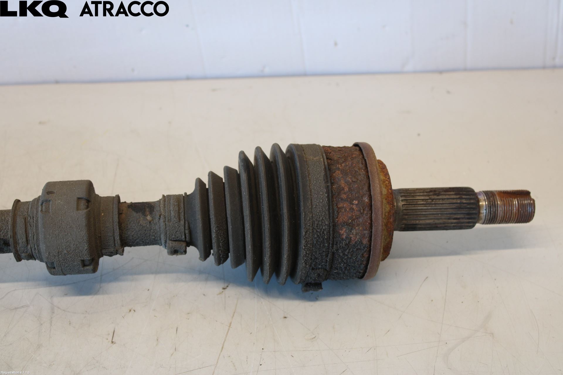 Toyota AURIS 13-19 Drivaksel Foran Kompl Venstre