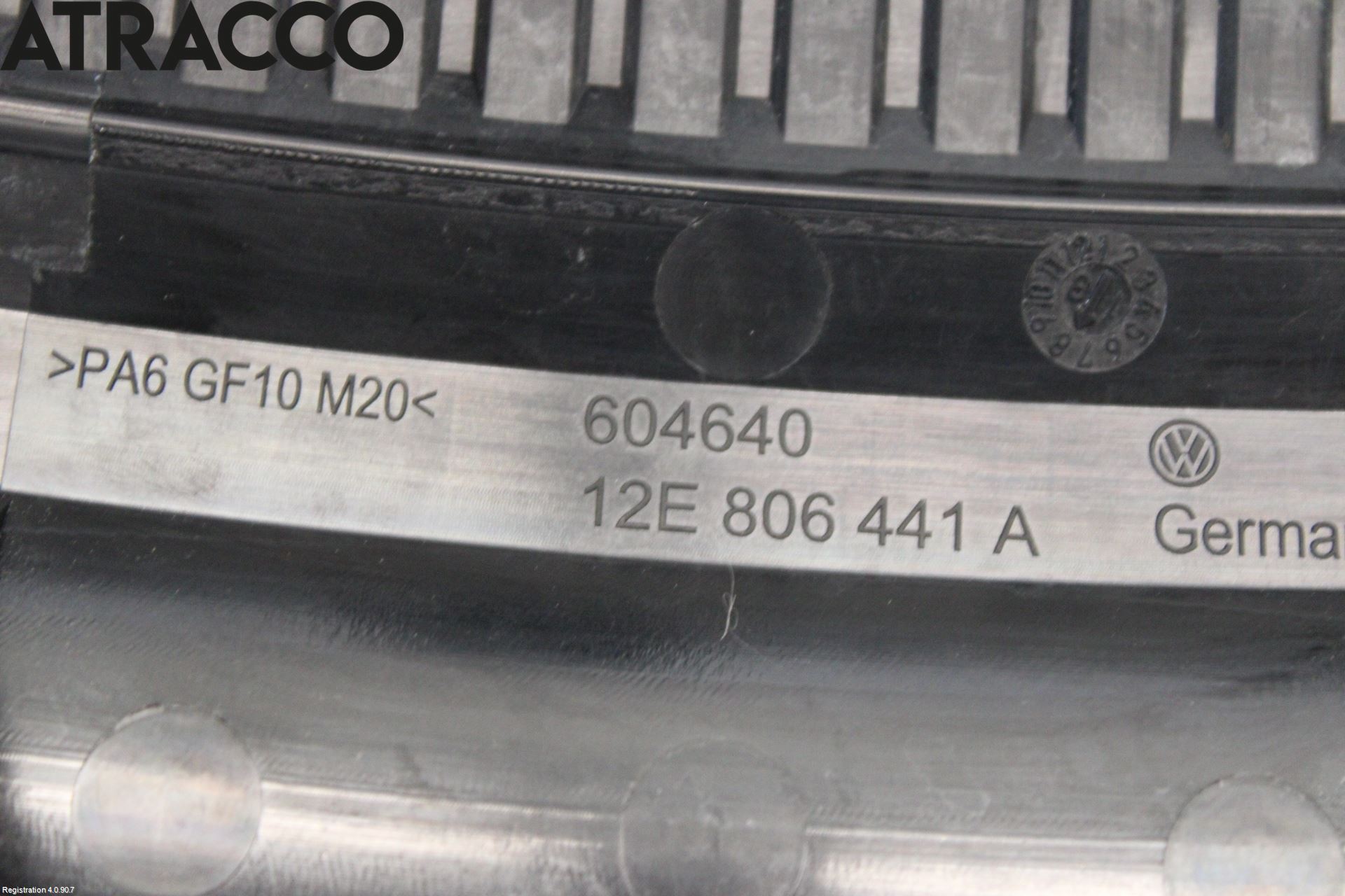 Volkswagen VW UP! / E-UP! Motor Deksel Over Motor