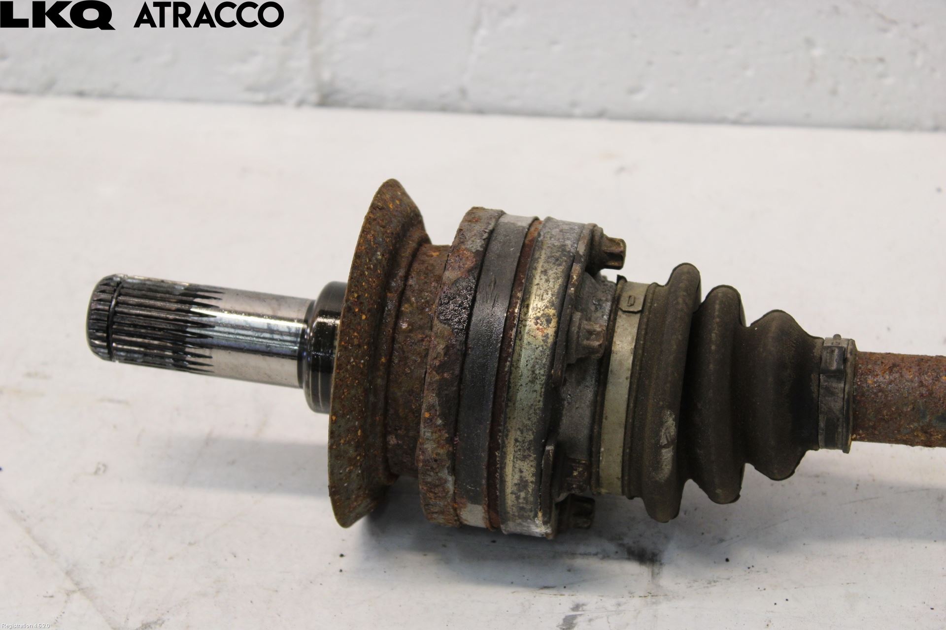 BMW 5 E60/61 Sed/Tou 02-10 Drivaksel Bak Kompl Høyre