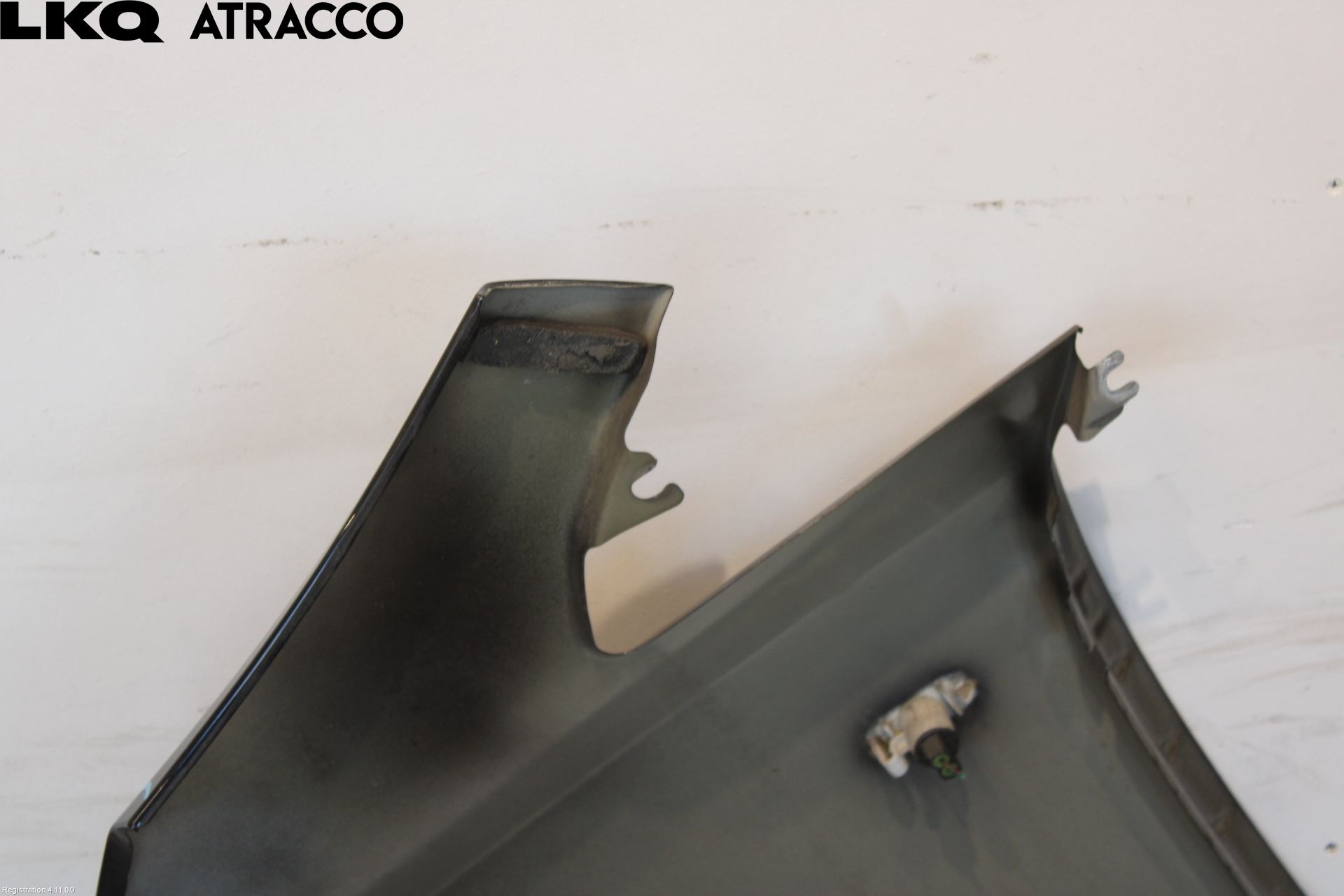 Nissan LEAF 11-17 Skjerm Foran Høyre