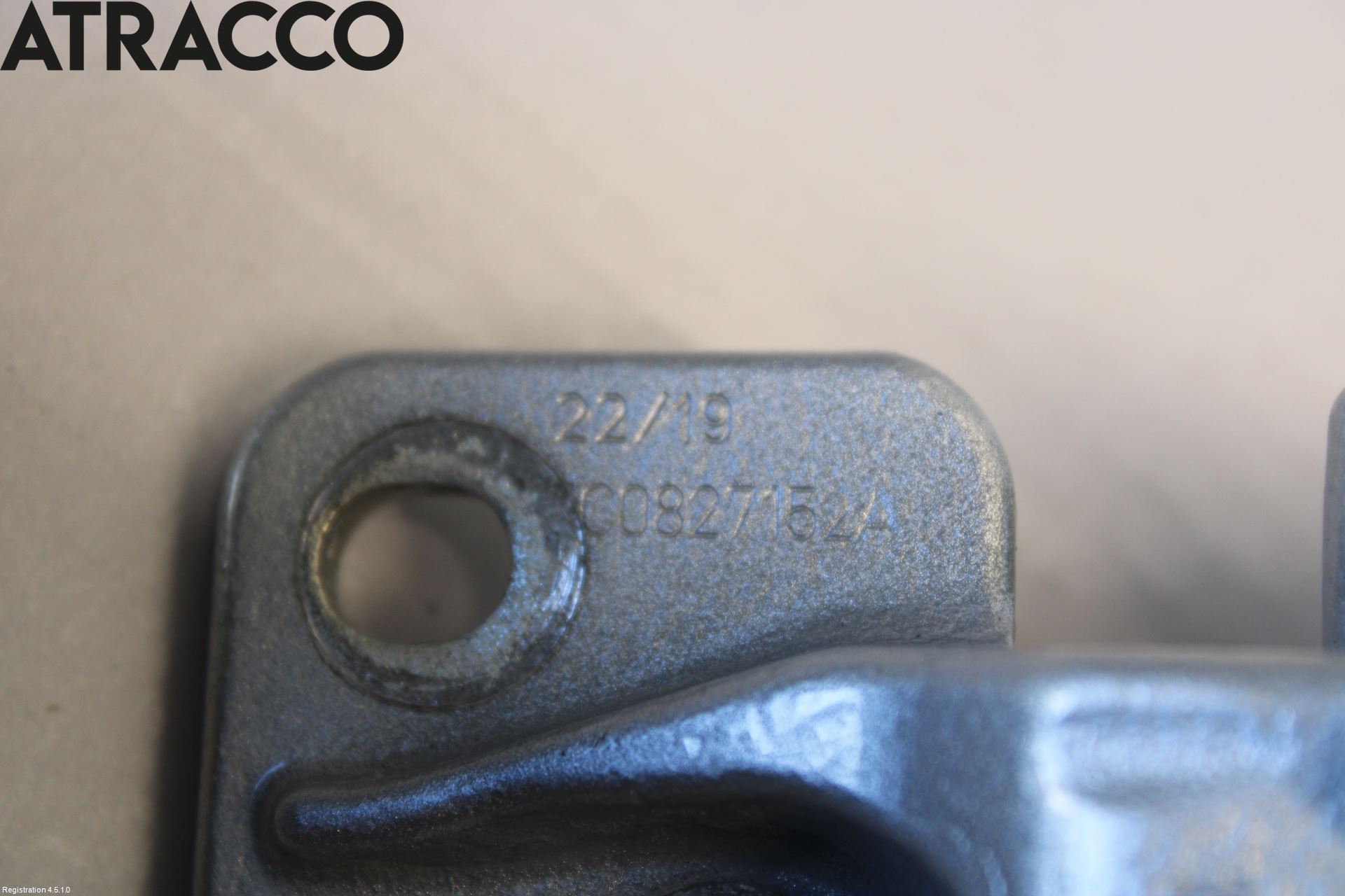 Volkswagen VW CRAFTER II / E-CRAFTER 17- Bakluke Hengsel Høyre