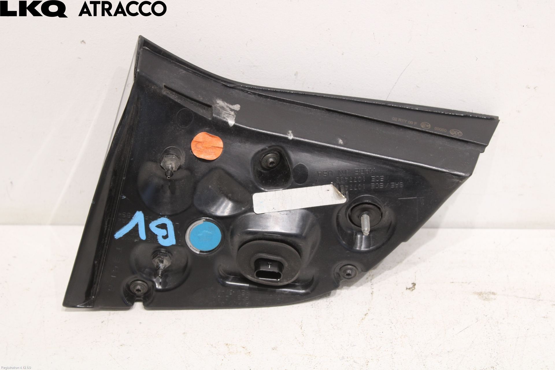 Tesla MODEL 3 17- Baklykt Venstre  På Luke(Indre