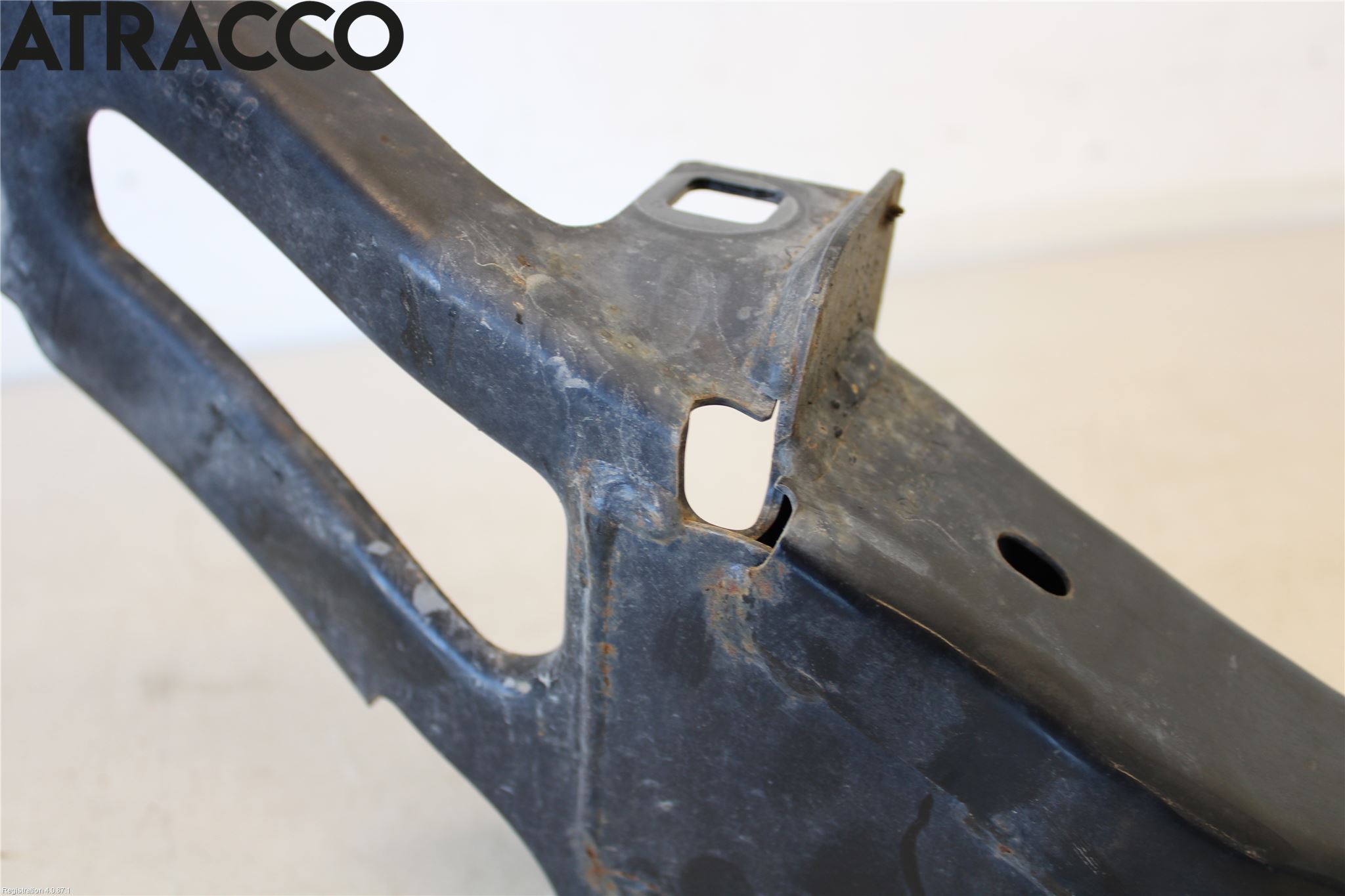 Volvo XC60 09-13 Støtfanger Foran Feste