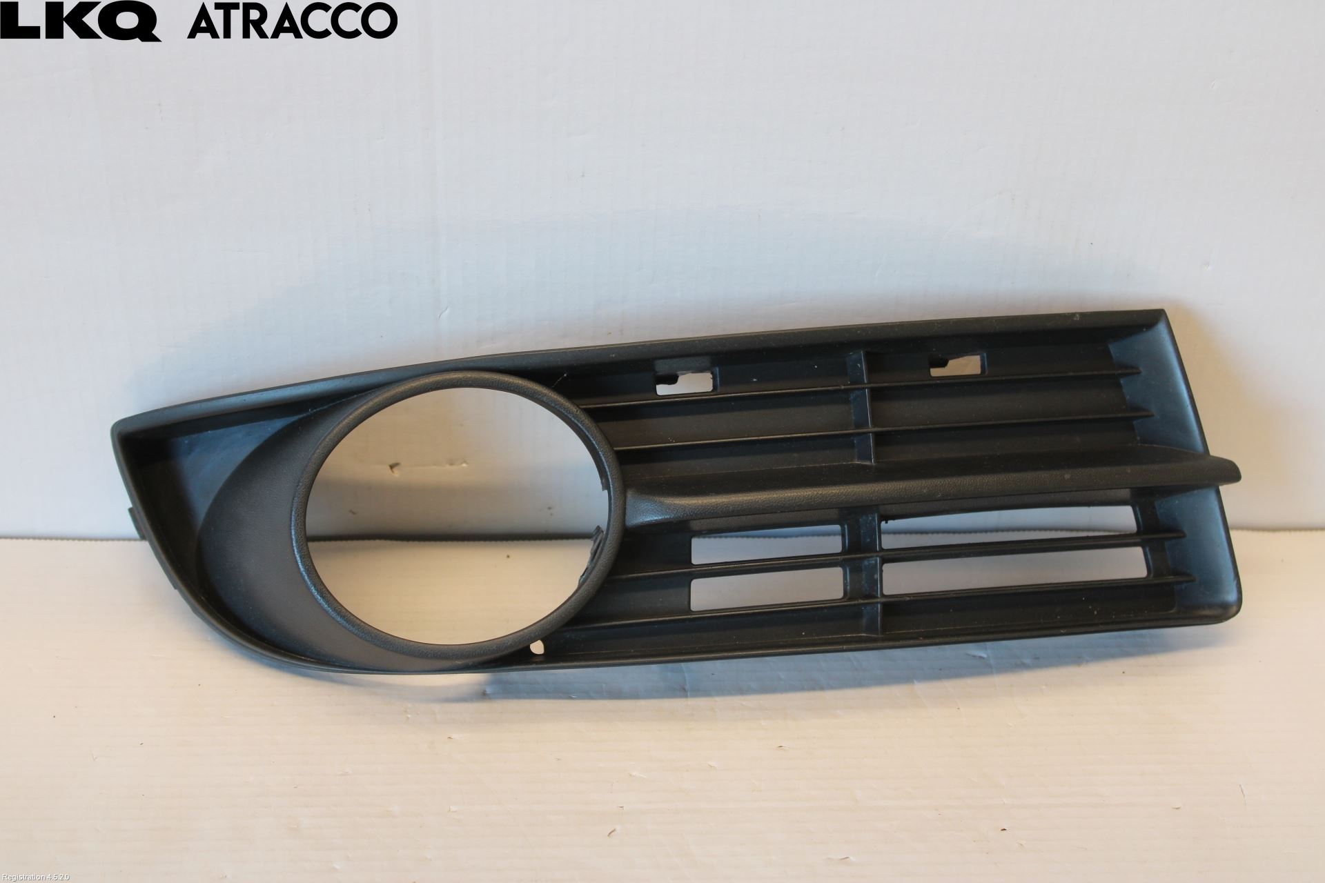 Volkswagen VW TOURAN 03-10 Frontlykt Kurve-Tåkelys Ramme