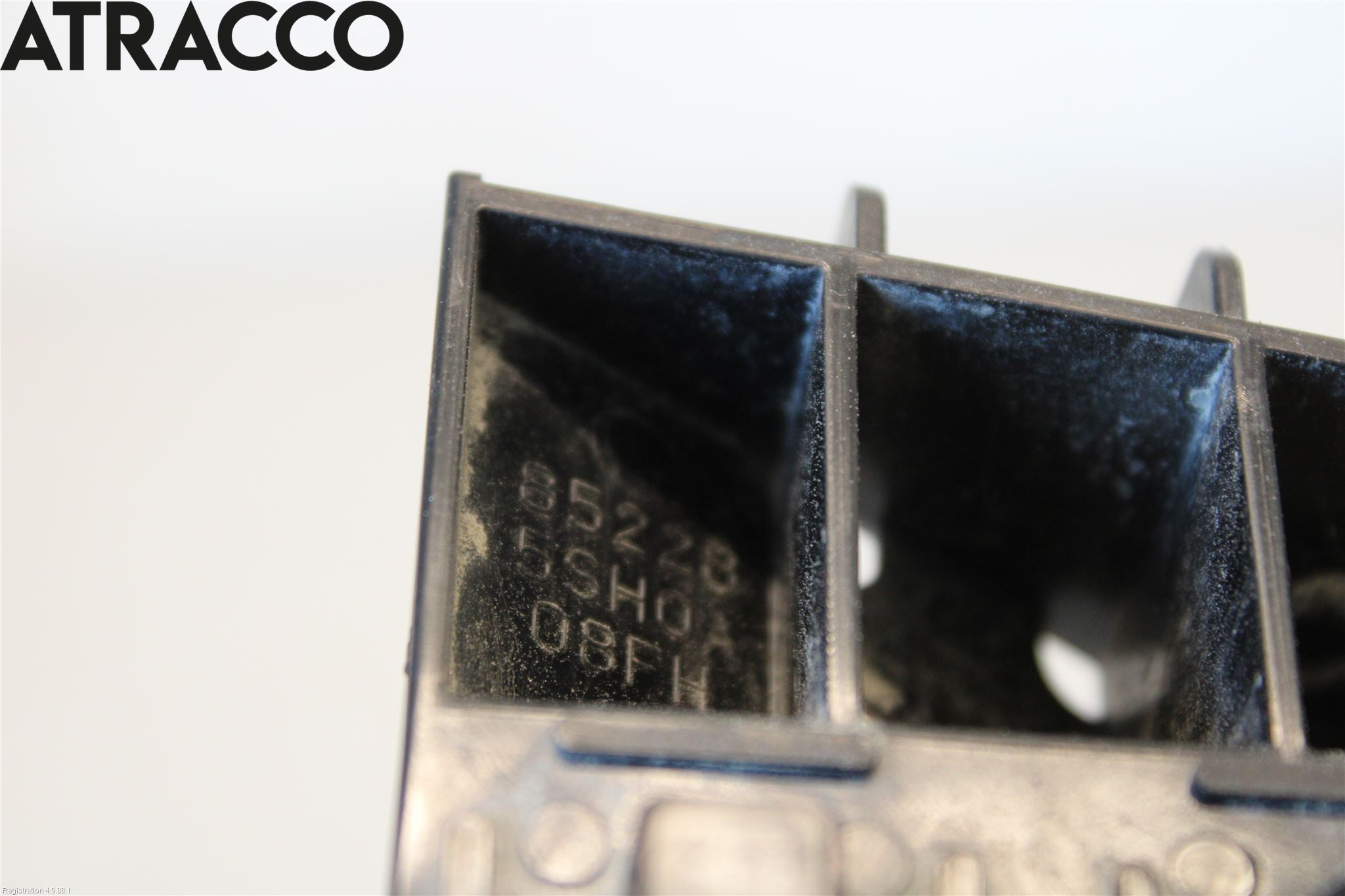 Nissan LEAF 18- Støtfangerfeste Bak Høyre