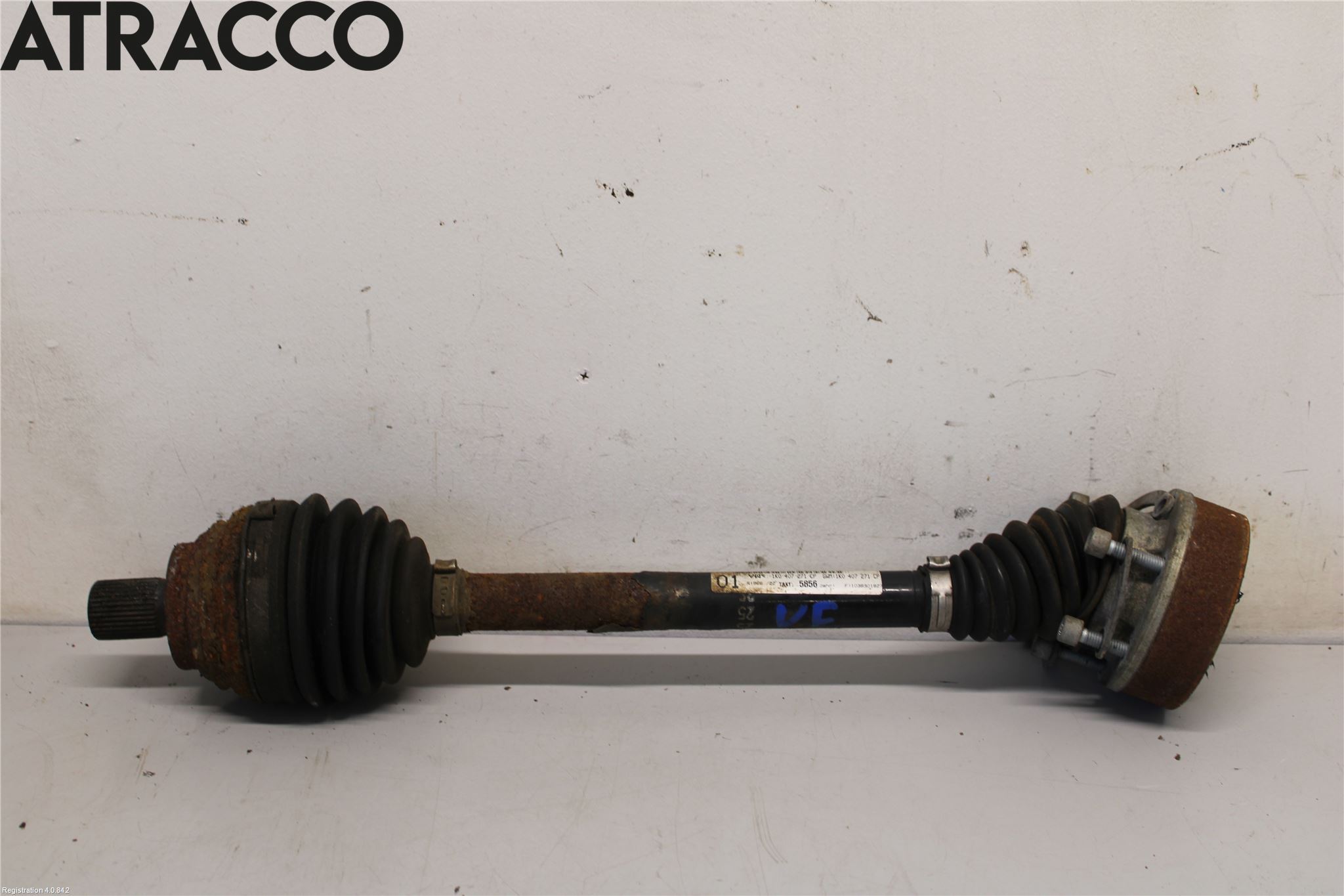 Volkswagen VW GOLF VI 09-13 Drivaksel Foran Kompl Venstre