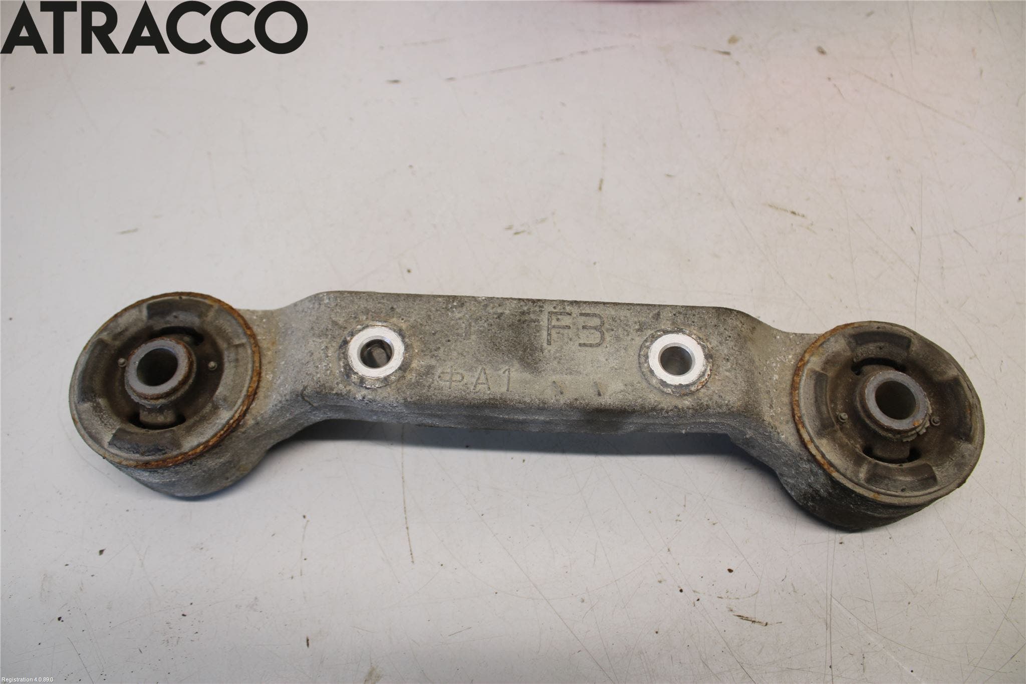 Toyota RAV4 19- Bakaksel Feste