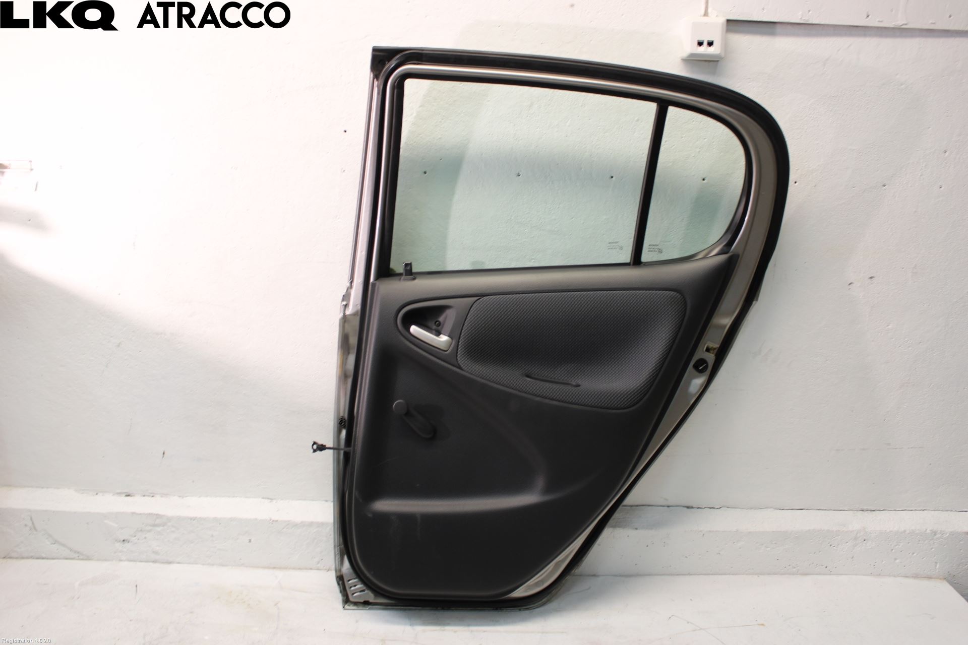 Toyota YARIS P1 03-05 Dør 4D Bak Høyre