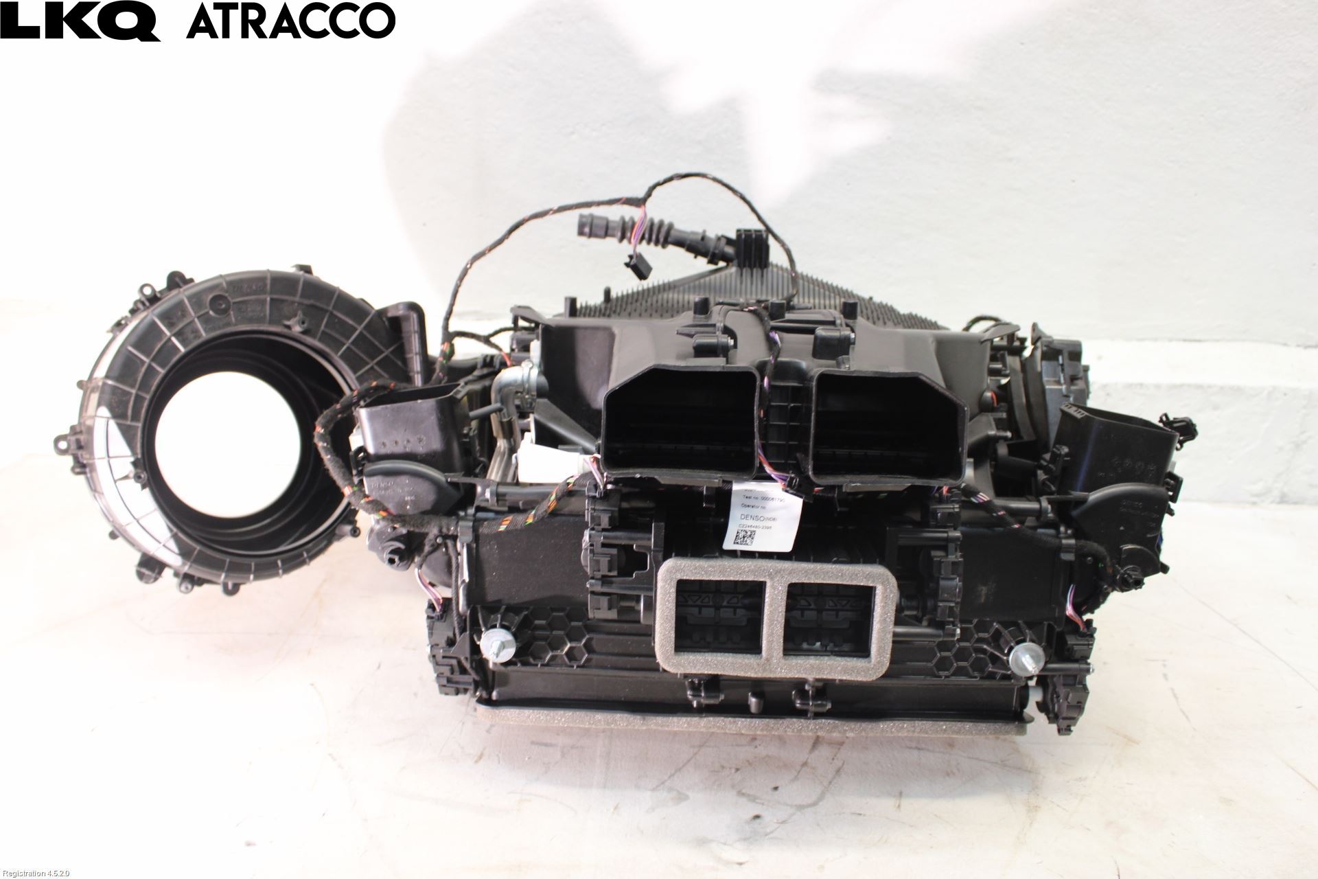 Porsche TAYCAN 20- Luftstyring Front