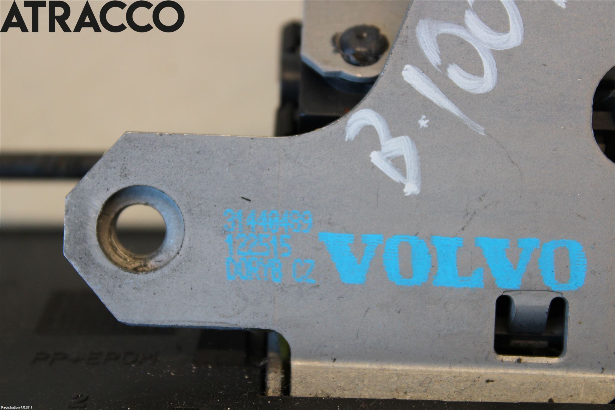 Volvo XC60 09-13 Bakluke-Lokk Låsekasse