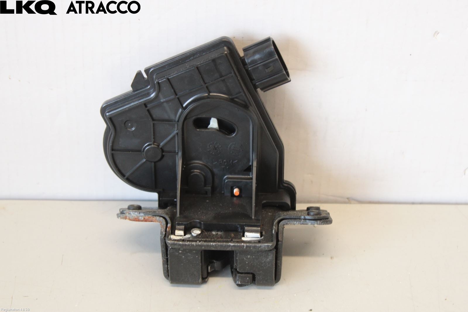 Toyota AURIS 10-12 Bakluke-Lokk Låsekasse