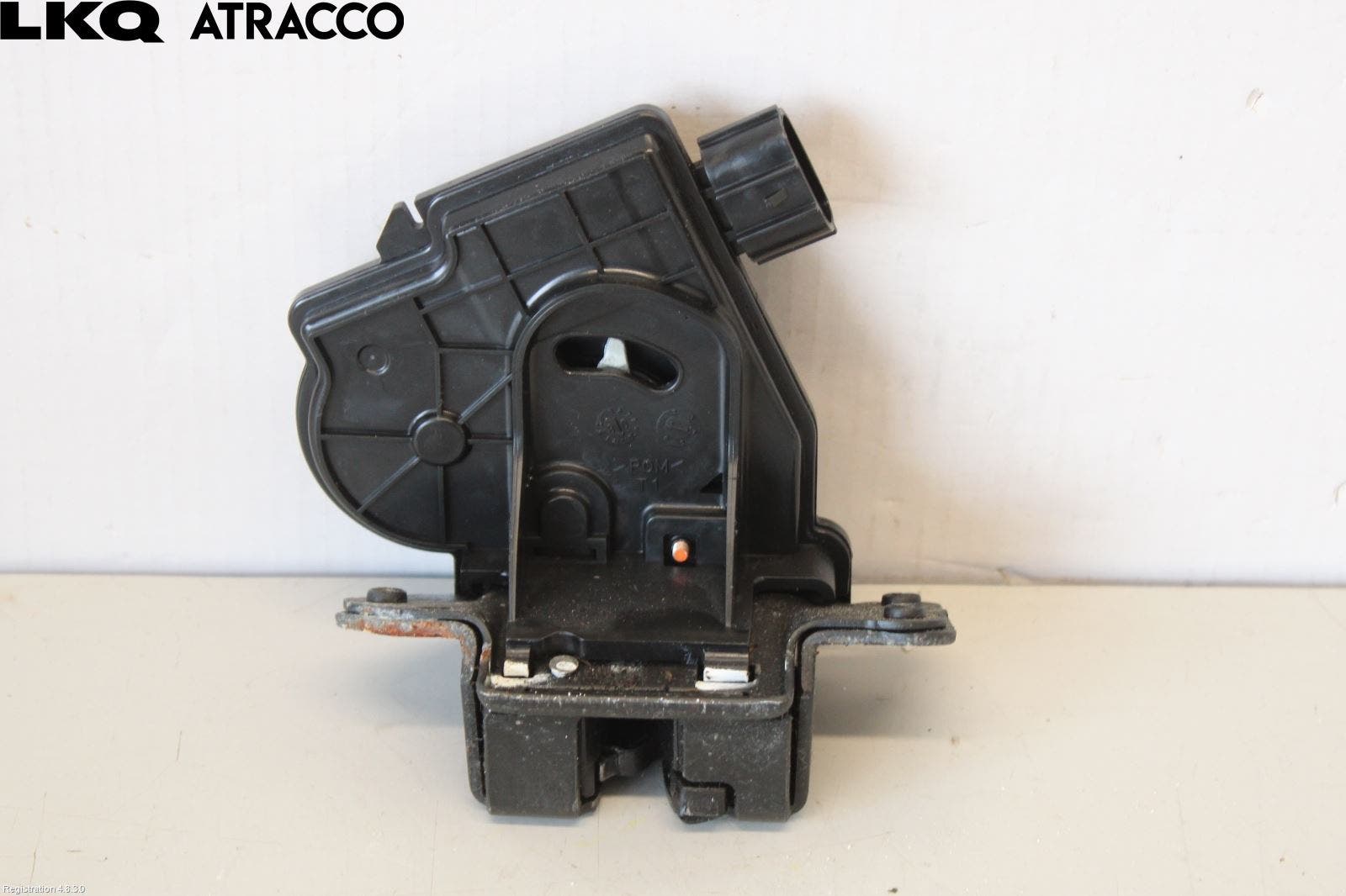 Toyota AURIS 10-12 Bakluke-Lokk Låsekasse