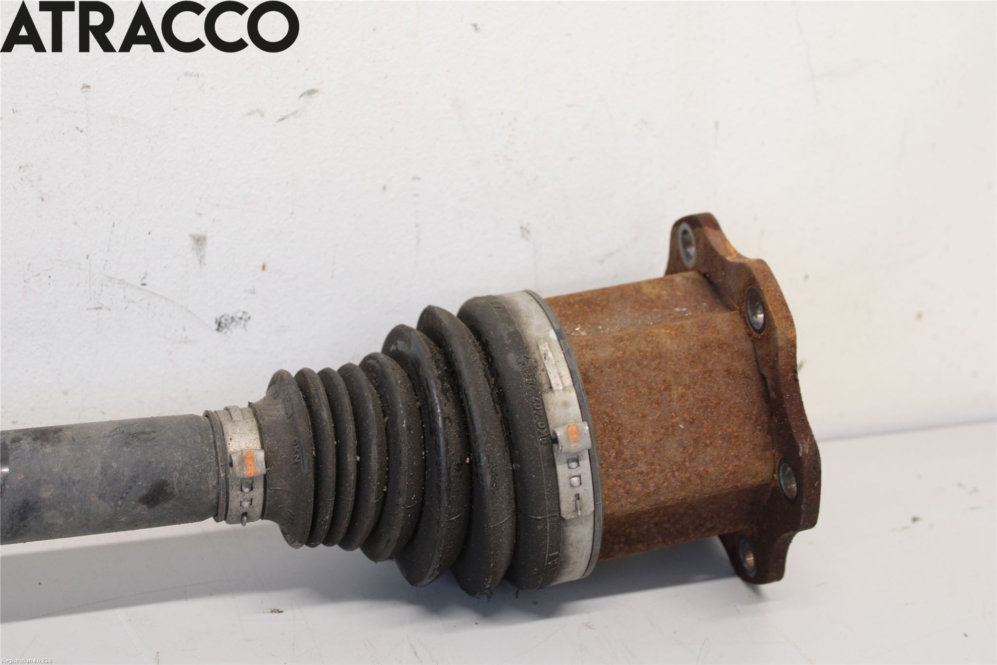 Audi A6/S6 4G 11-18 Drivaksel Foran Kompl Venstre