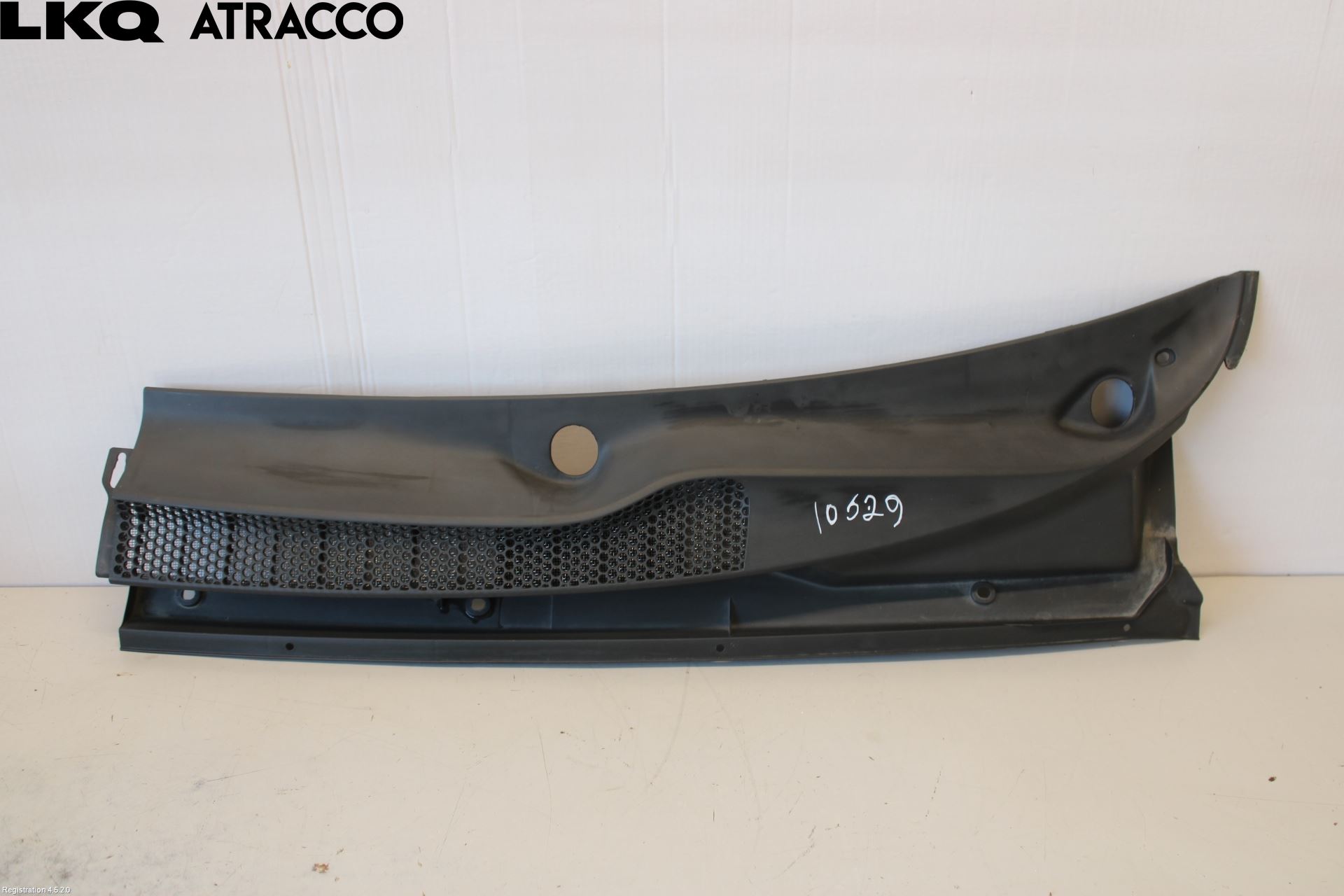 Toyota YARIS P1 03-05 Visker Deksel-Grill-Under Frr