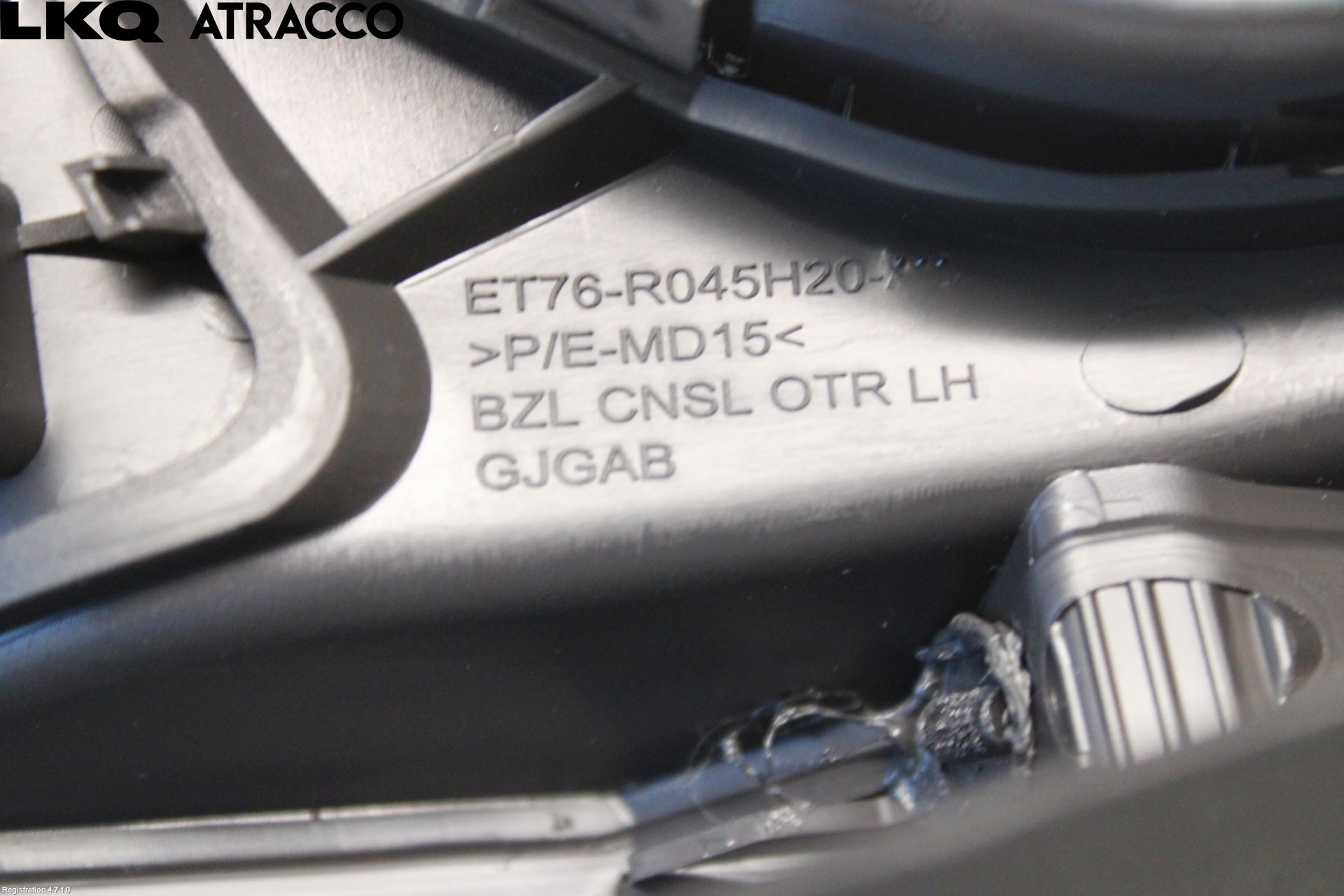 Ford TRANSIT CONNECT 09-13 Innr Konsoll-Lomme