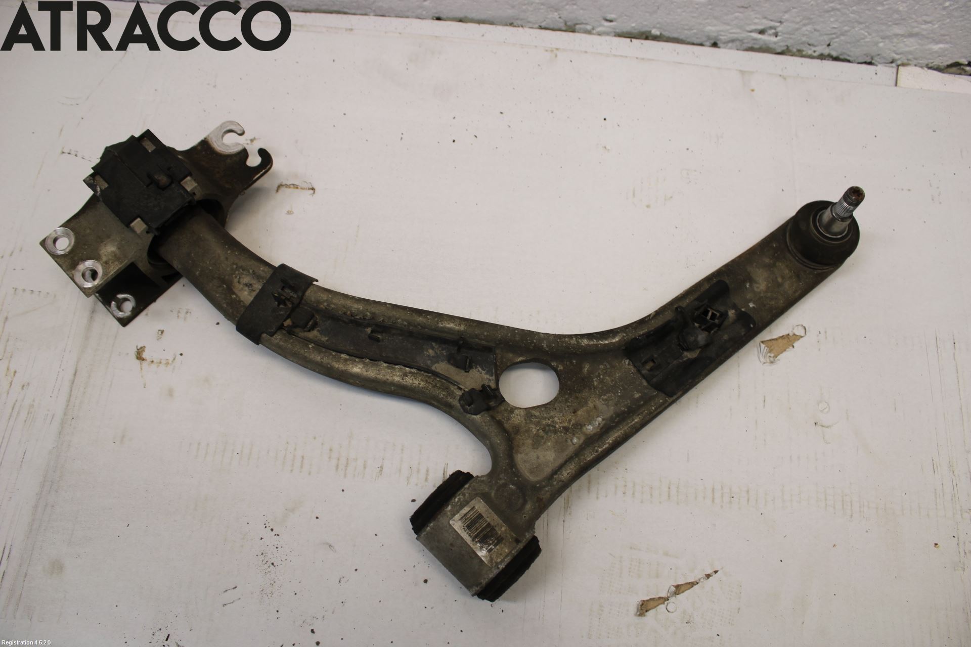 Mercedes-Benz MB CLA-KLASS (C117/X117) 13-19 Bærearm Foran Venstre Nedre