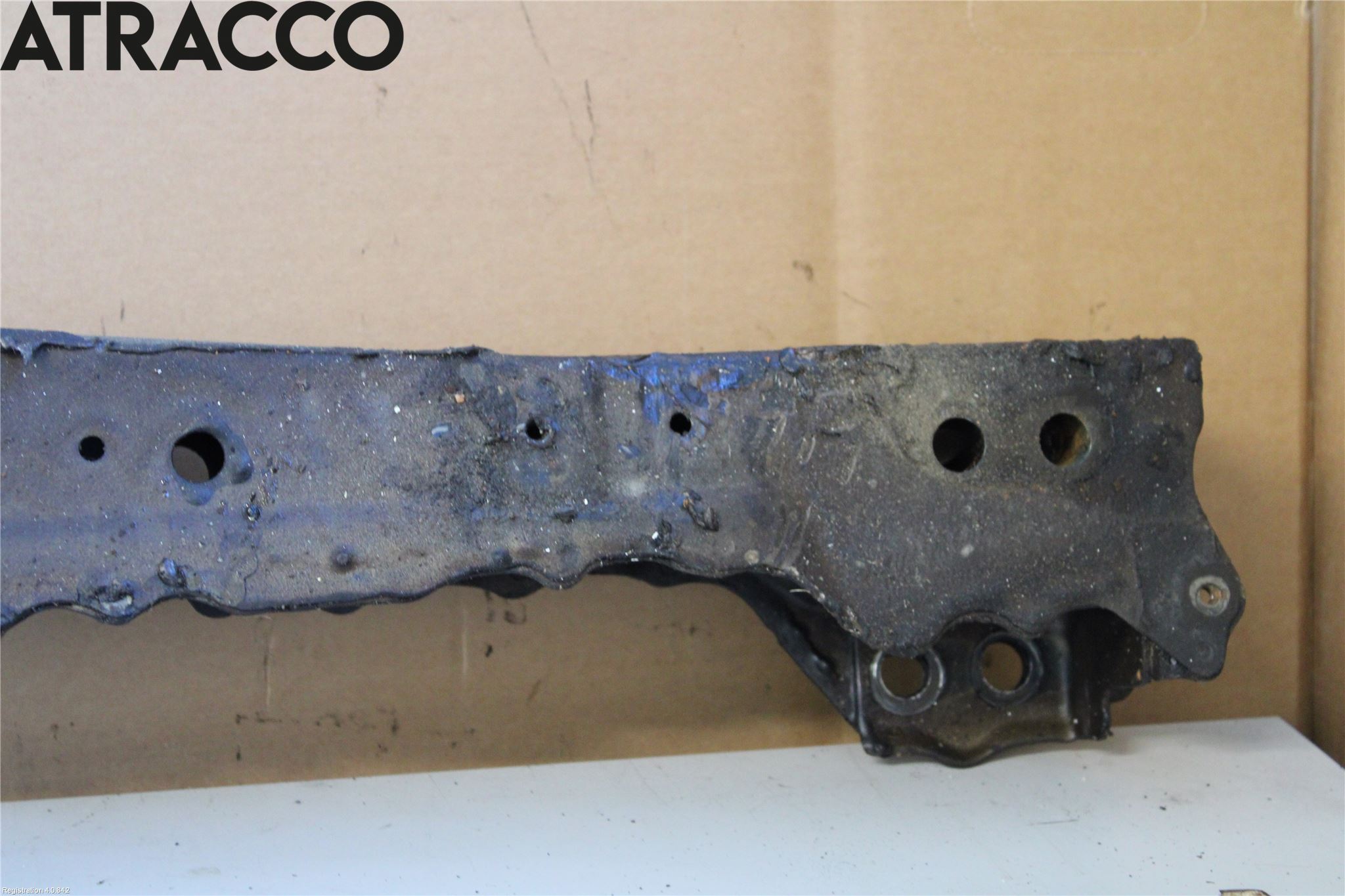 Toyota AURIS 13-19 Motorbjelke (Langs Gående )