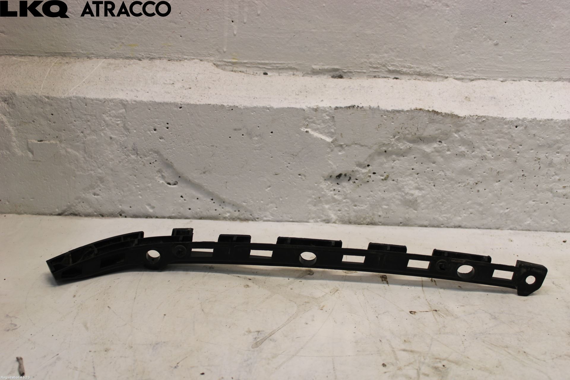 Mercedes-Benz MB CLA-KLASS (C117/X117) 13-19 Støtfangerfeste Bak Venstre