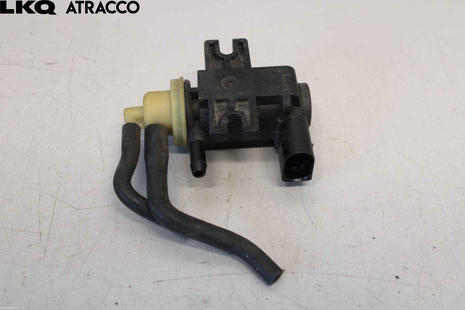 Volkswagen VW GOLF VI 09-13 Vacuumventil