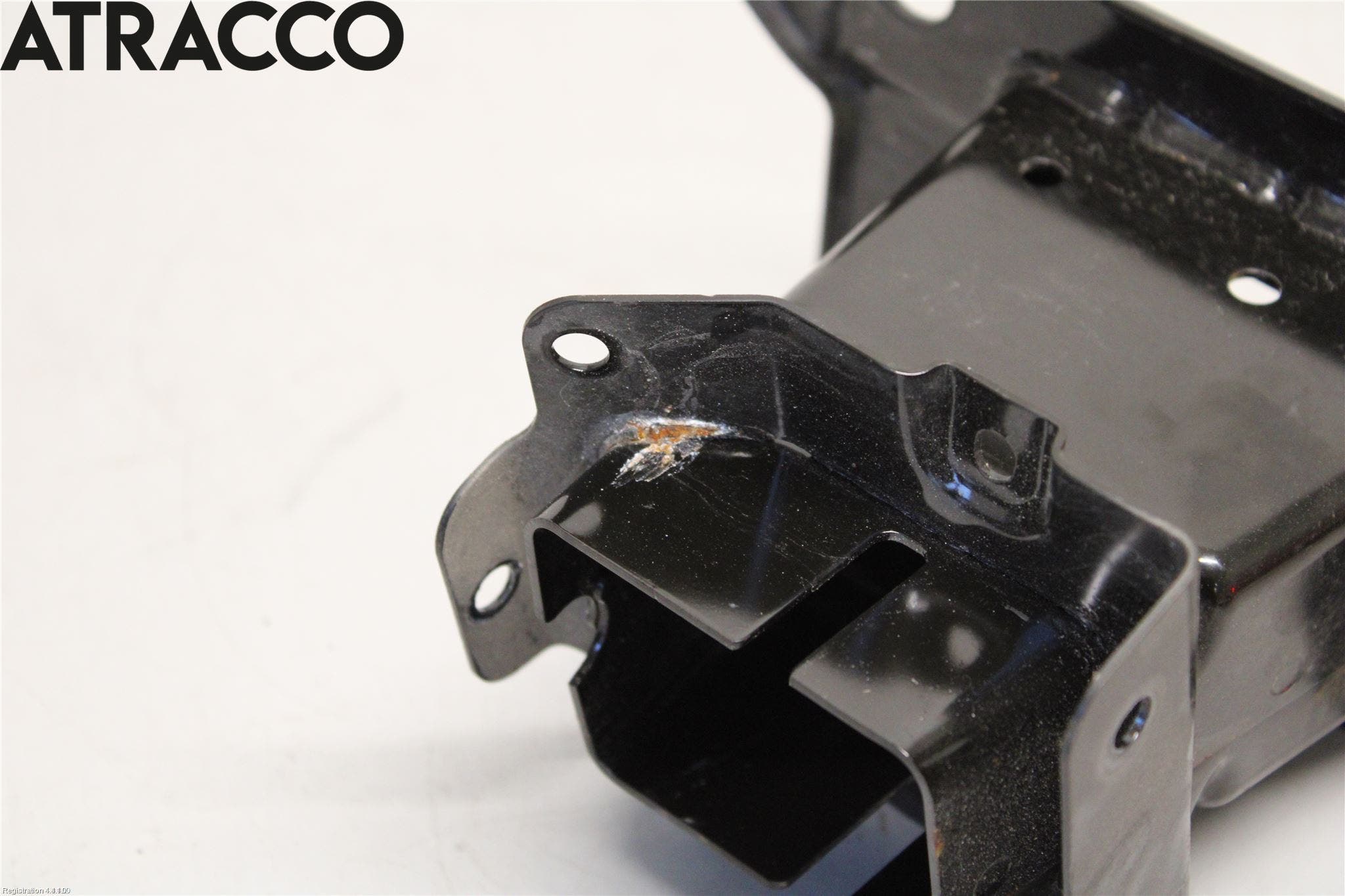 Hyundai IONIQ AE 17-22 Støtfanger Foran Feste