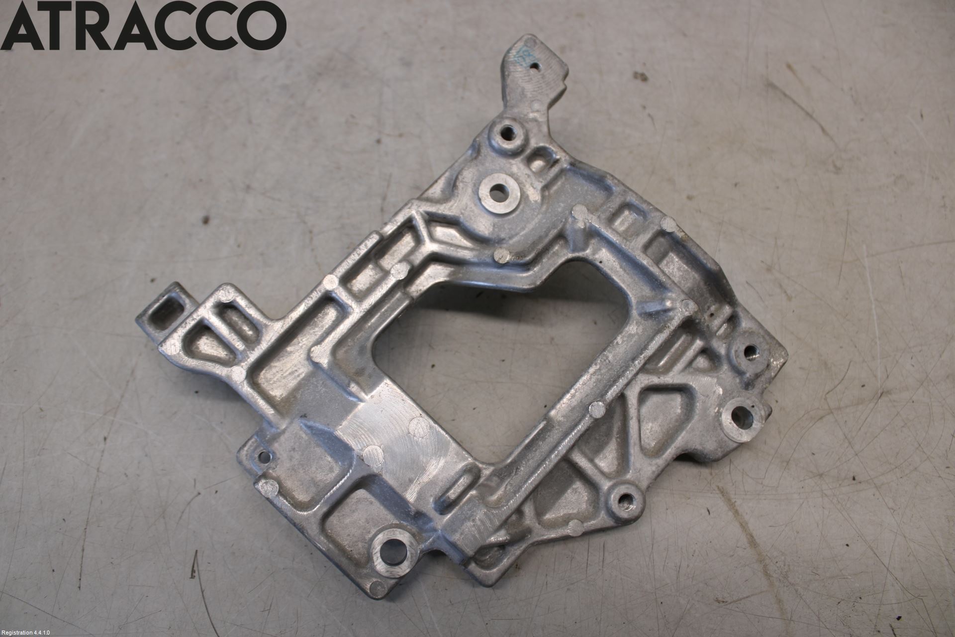 Nissan LEAF 18- Ac Kompressor-Festebrakett