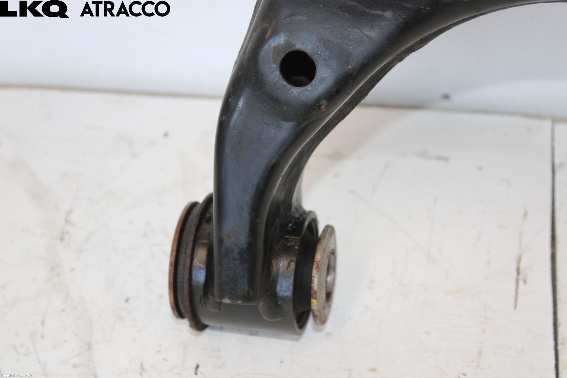 Toyota LANDCRUISER J150 10-23 Bærearm Foran Venstre Nedre