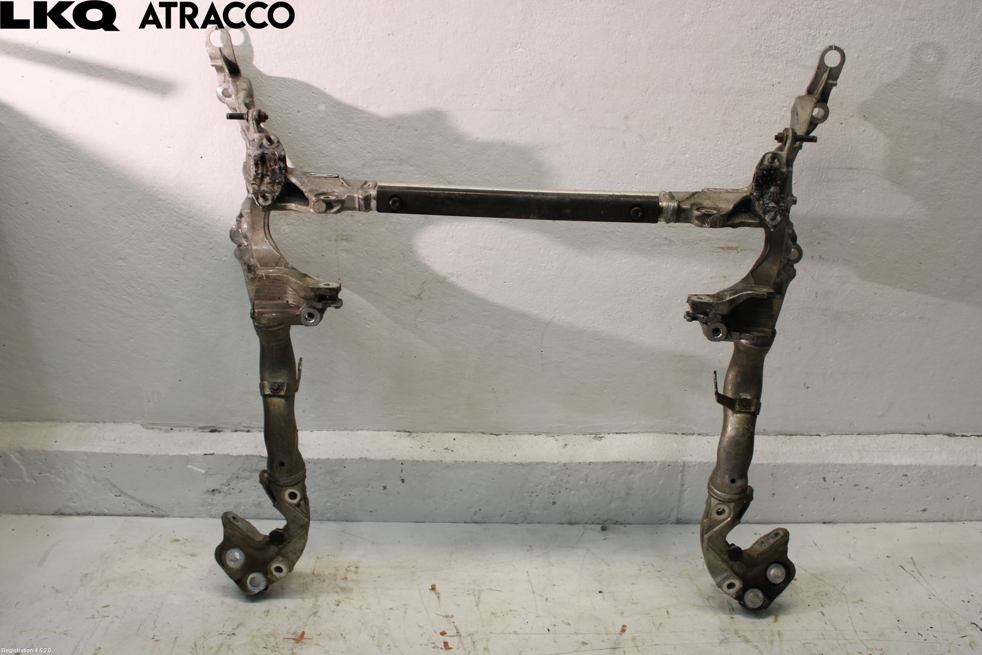 Audi S5 07- Forstillingsbjelke(Tvergående)