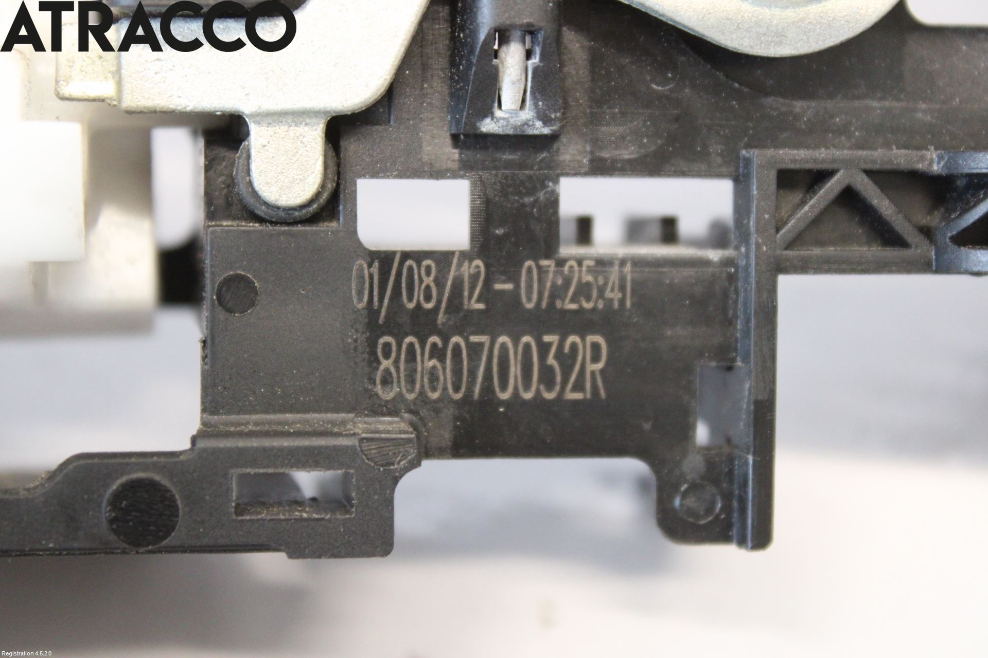 Renault MEGANE III 09-15 Dørhandtak Ytre Venstre