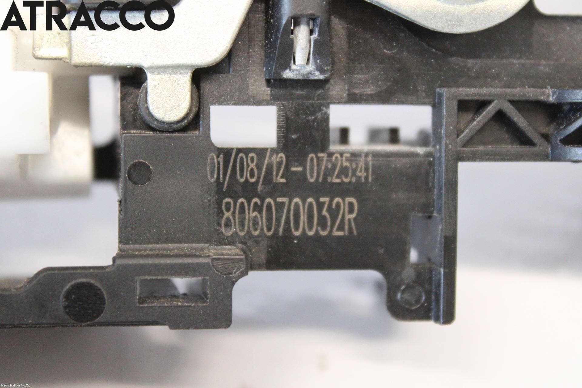 Renault MEGANE III 09-15 Dørhandtak Ytre Venstre