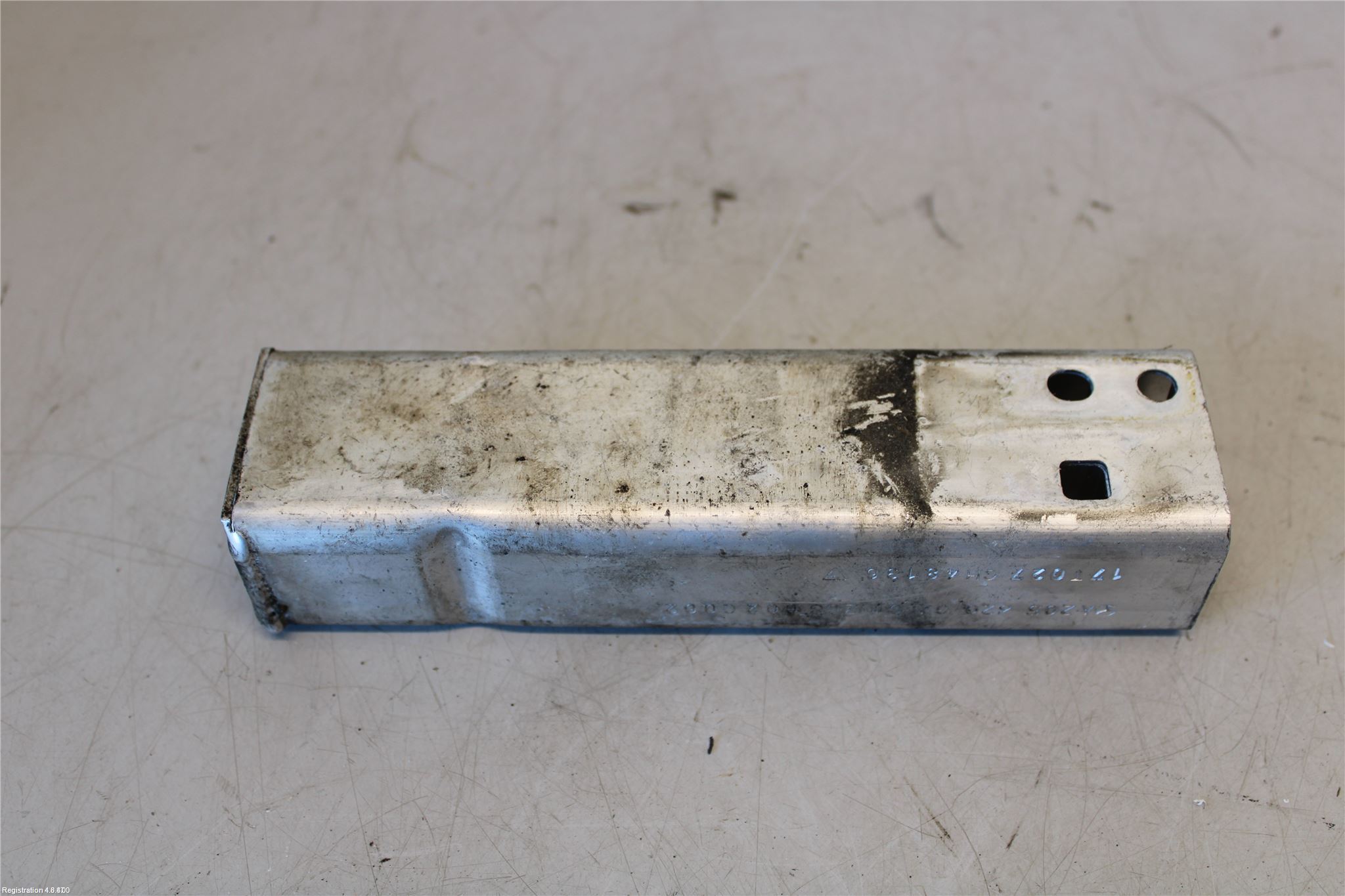 Mercedes-Benz MB C-KLASS (W205) 14-21 Radiator Feste - Ramme - Bjelk