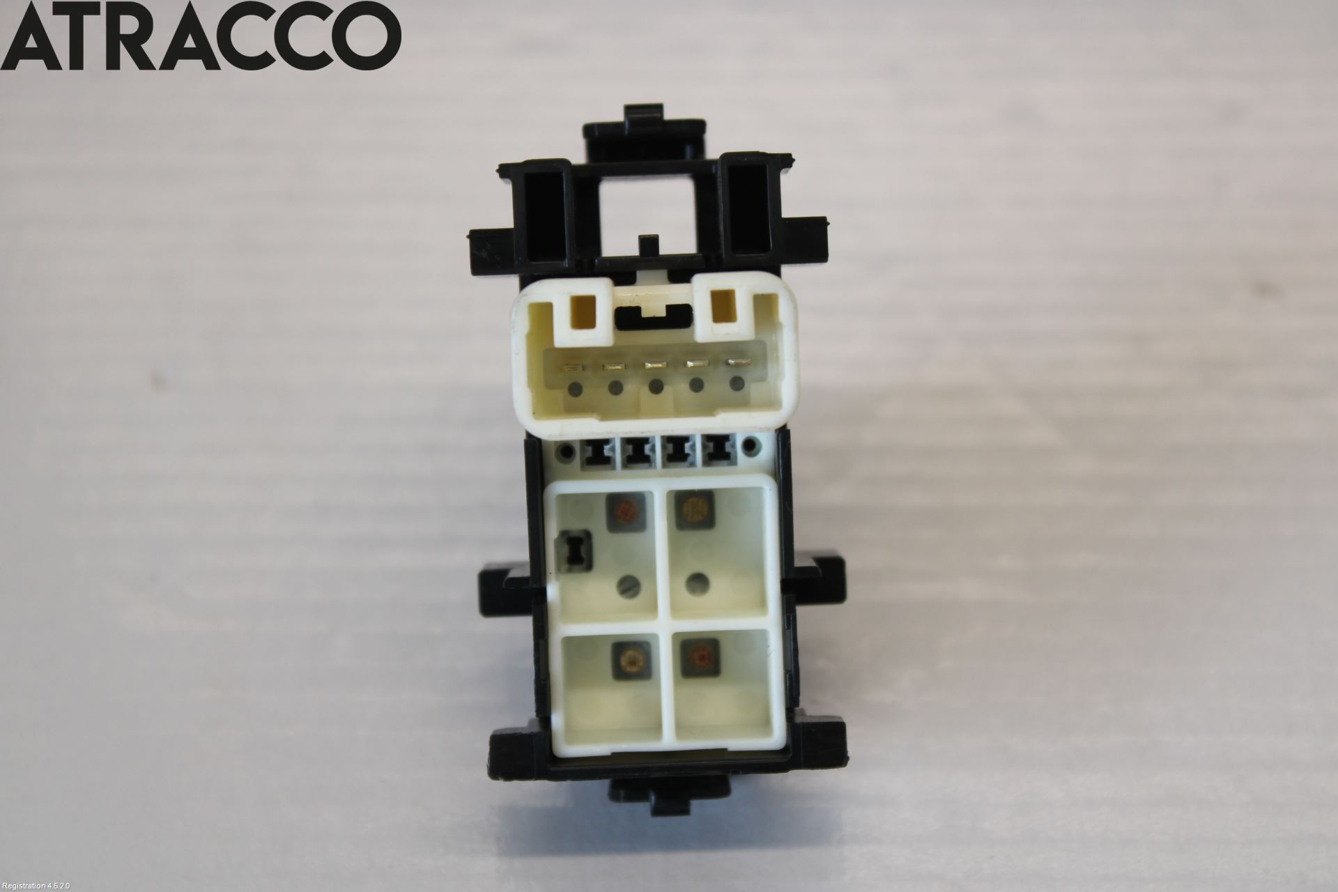 Toyota YARIS XP130 15-20 Bryter Vindusheis