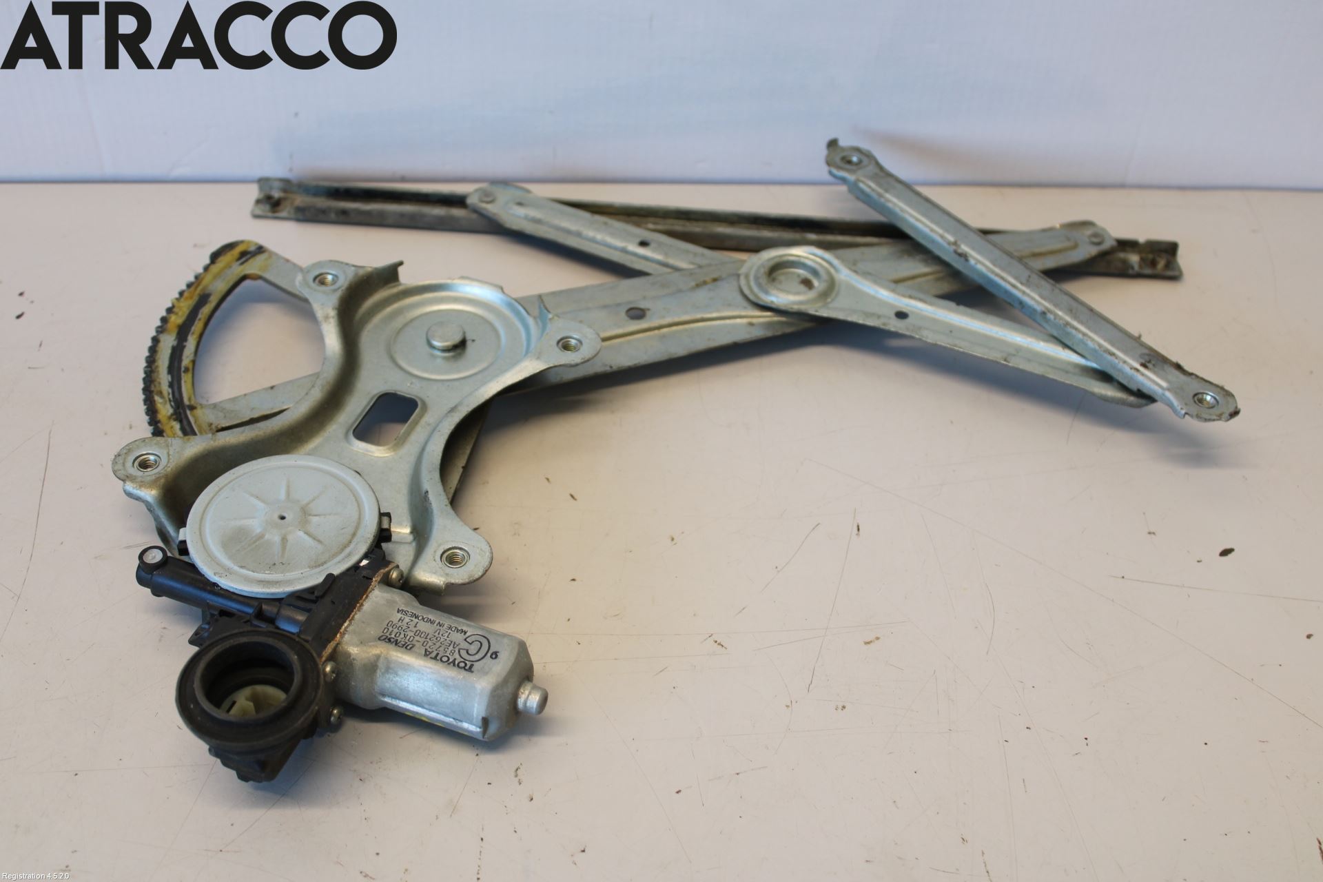 Toyota HILUX 05-16 Vindusheis El Komp