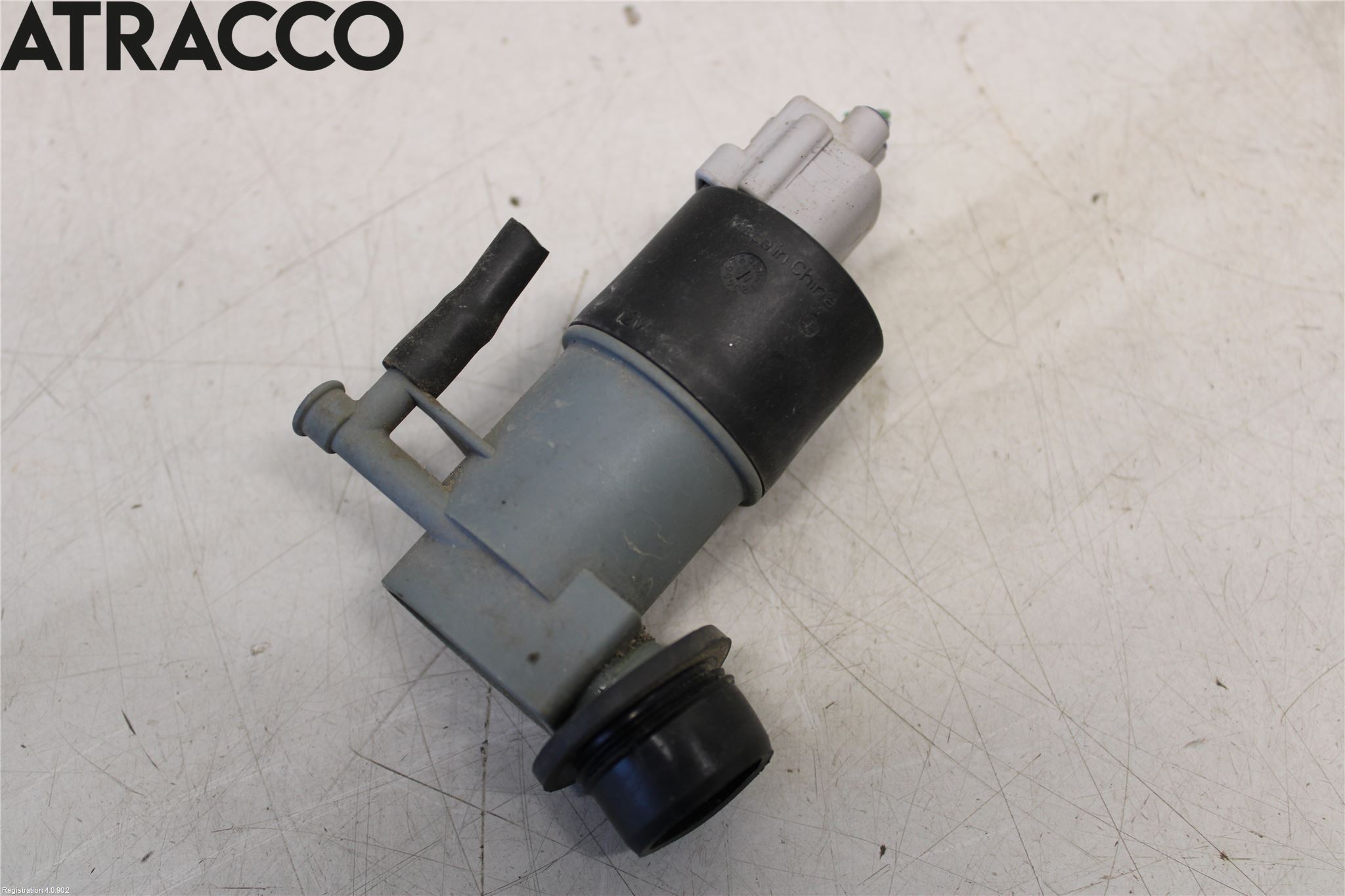 Toyota YARIS XP130 12-14 Spylerpumpe Frontrute