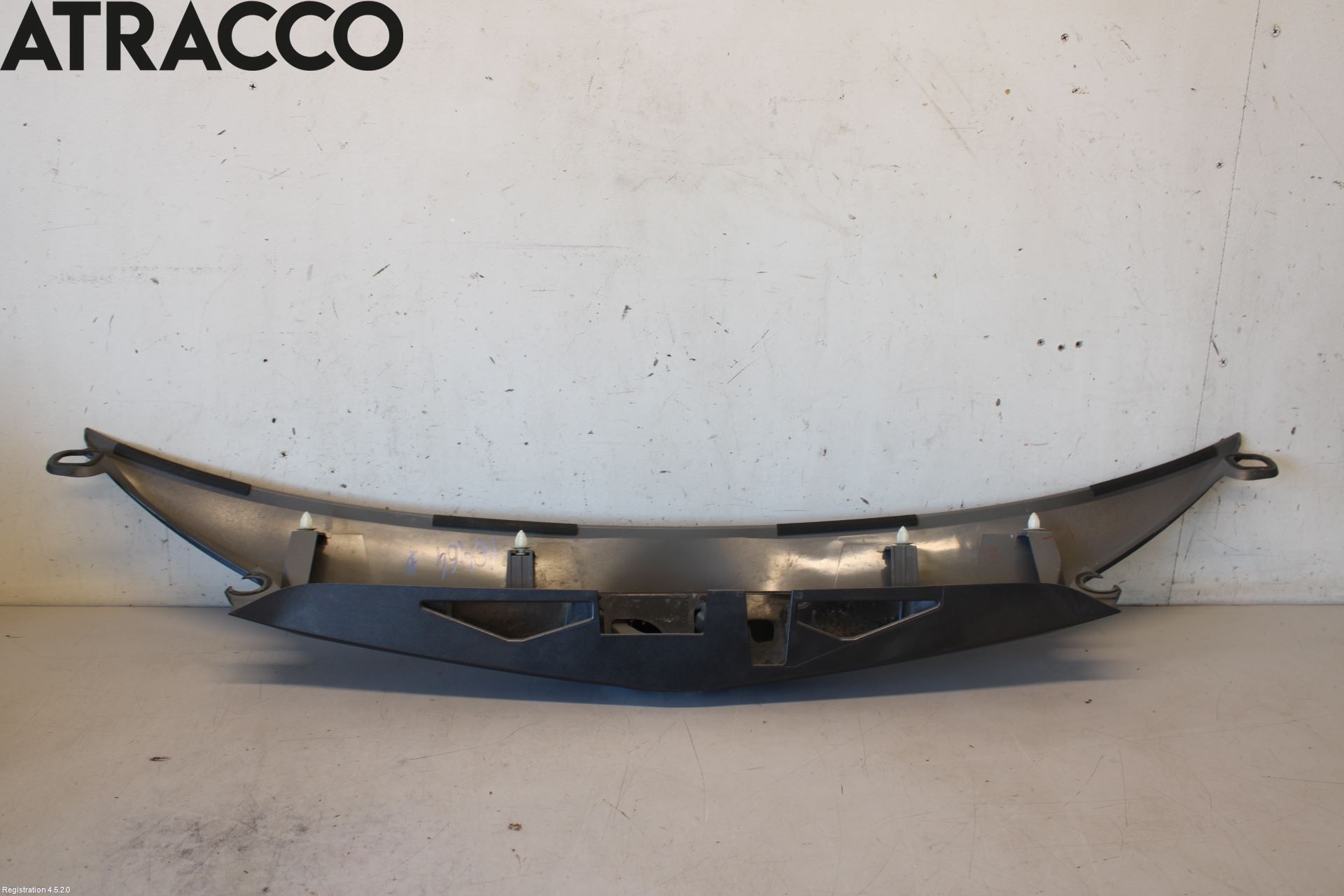 Toyota RAV4 13-18 Refleksplate - Skiltplate