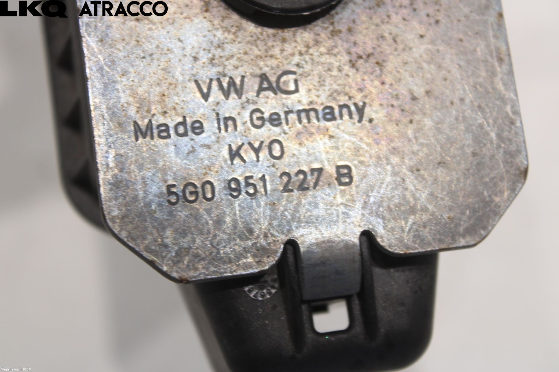 Volkswagen VW GOLF / E-GOLF VII 13-20 Bilalarm